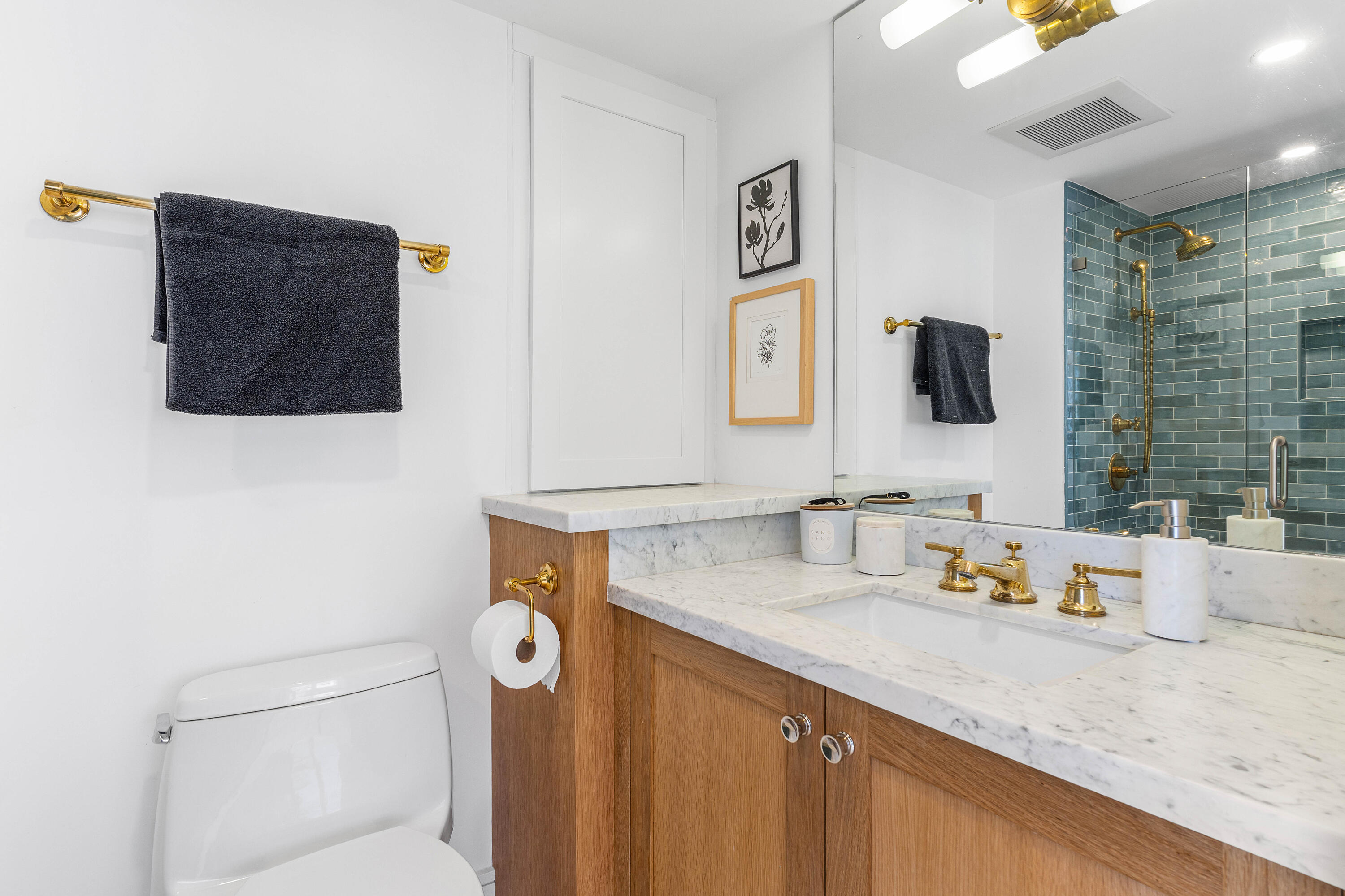 3301 S Ocean Boulevard 810 Property Photo 12