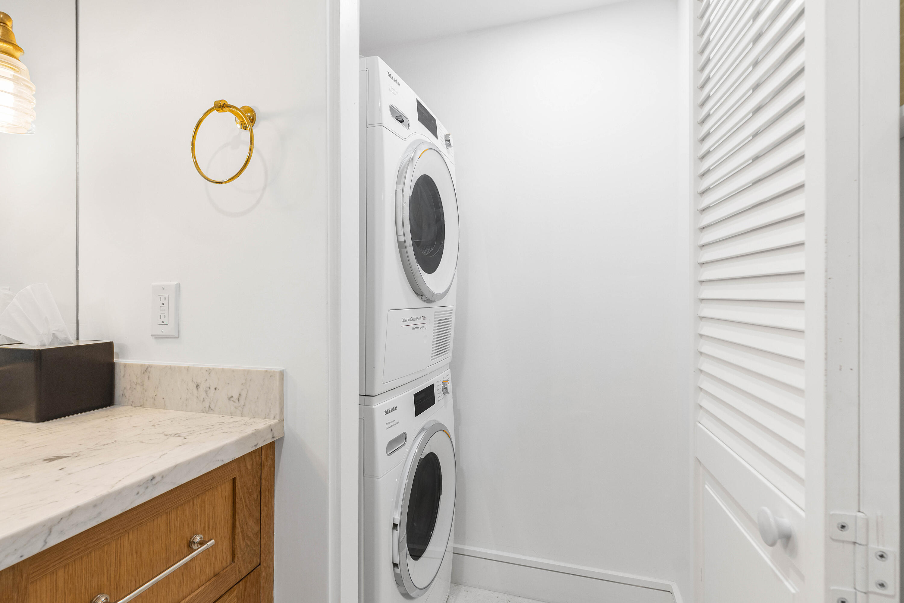 3301 S Ocean Boulevard 810 Property Photo 18