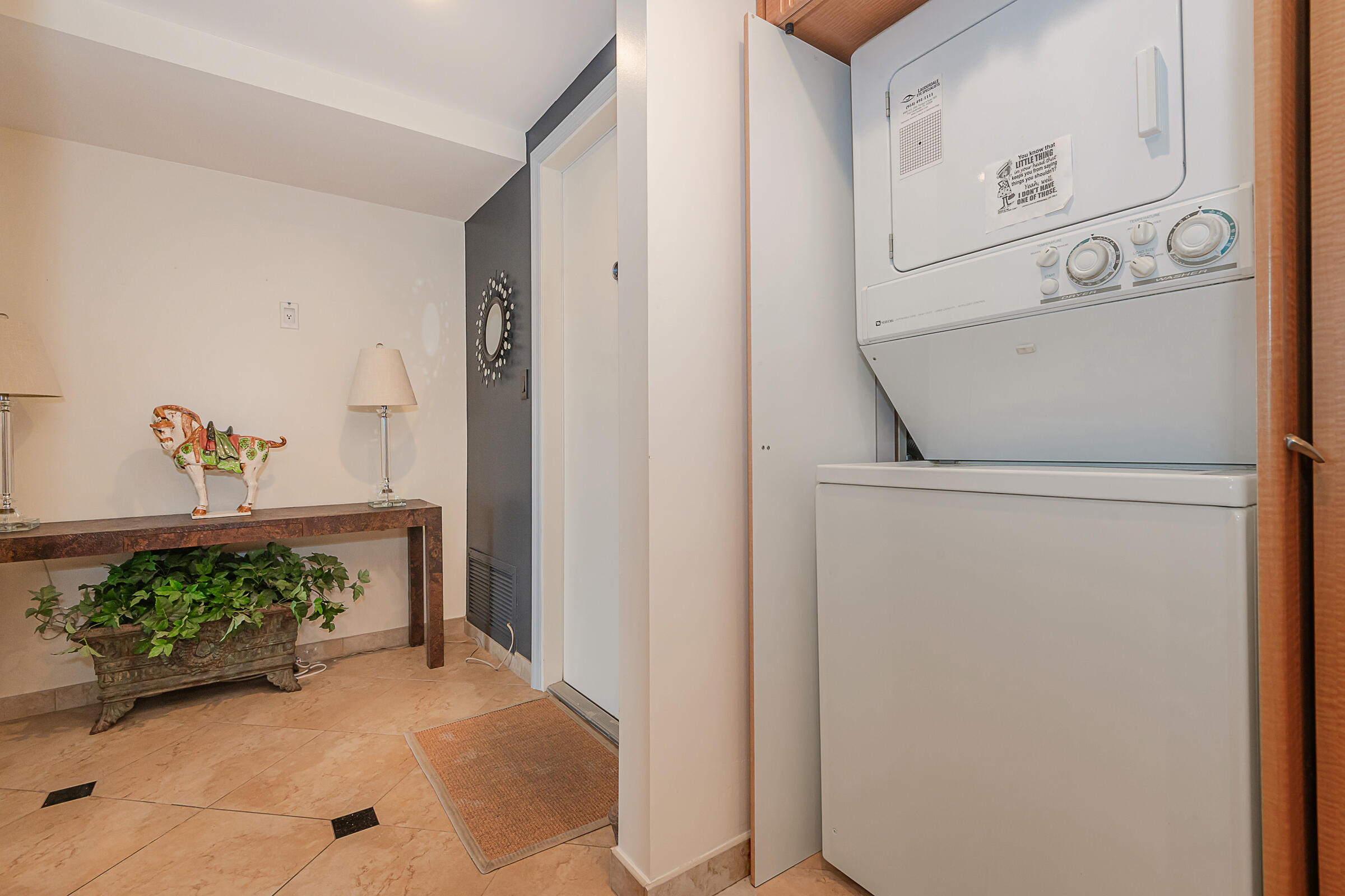 511 Bayshore Drive 707 Property Photo 20