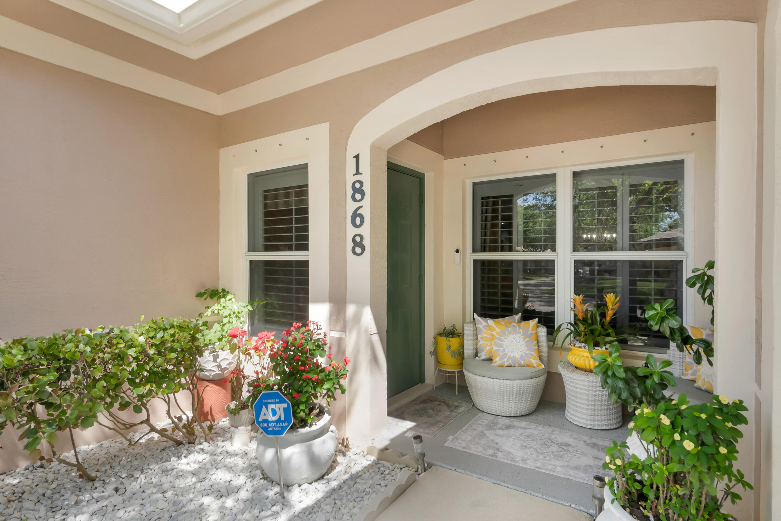 1868 E Sanderling Lane Property Photo 3