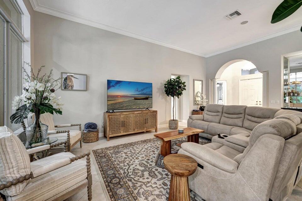 7602 Greenbrier Circle Property Photo 11
