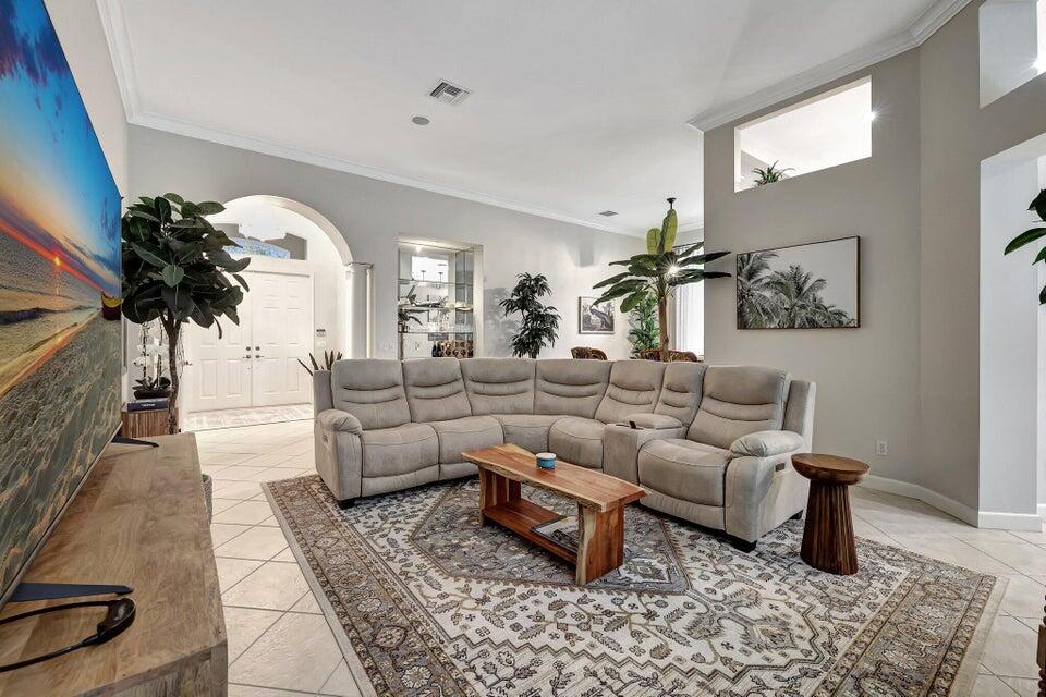 7602 Greenbrier Circle Property Photo 12