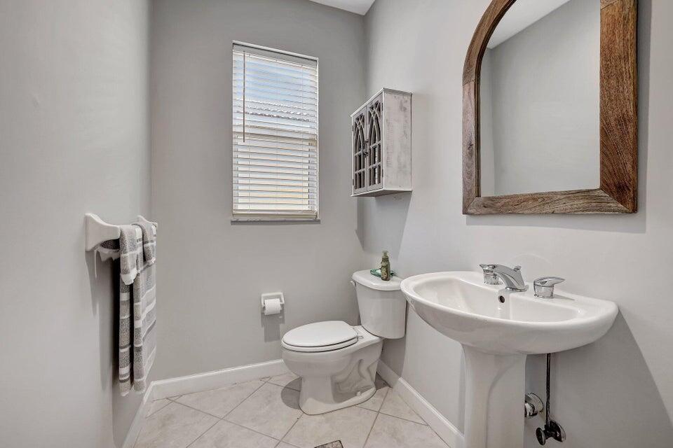 7602 Greenbrier Circle Property Photo 23