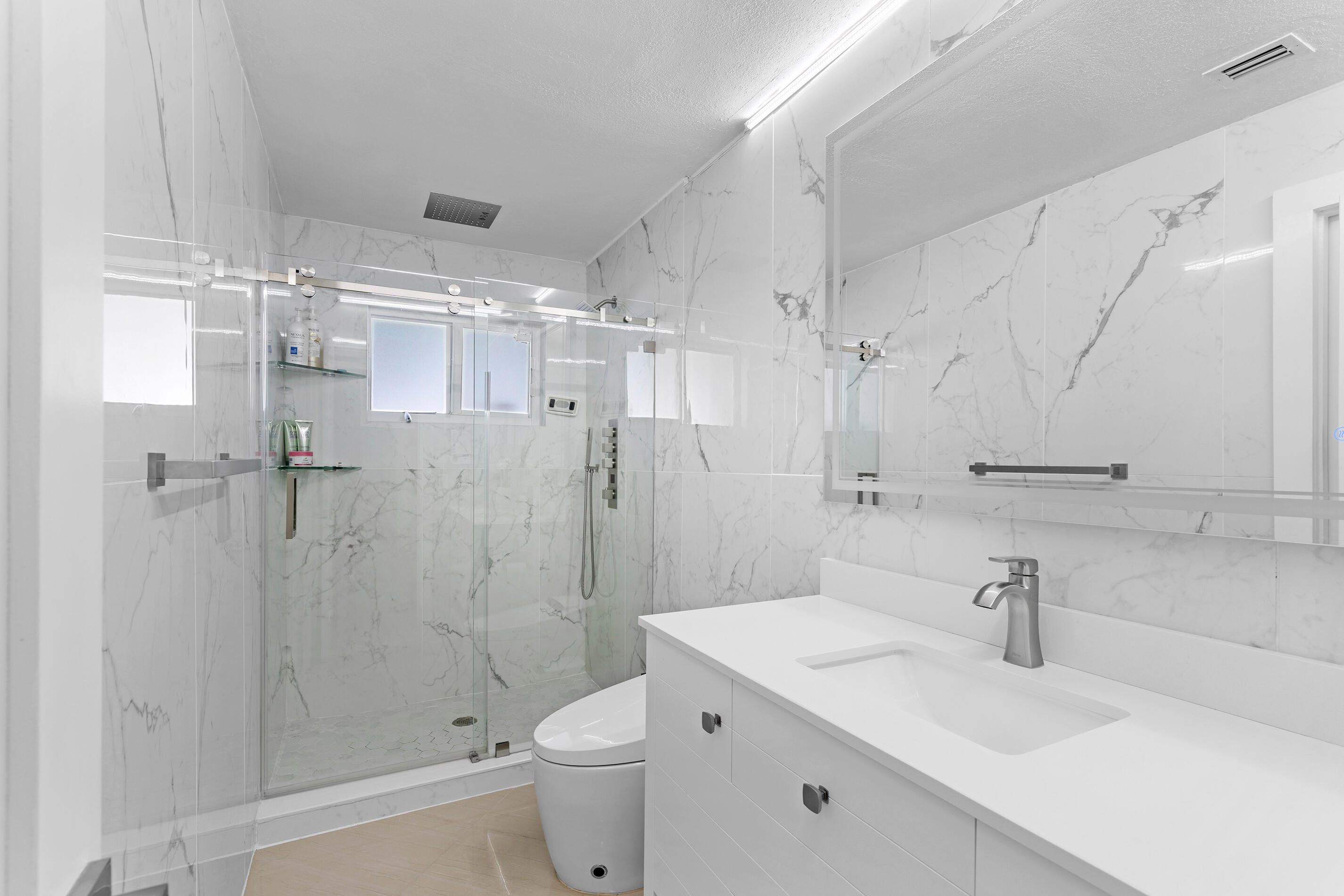 747 Avon Road Property Photo 12