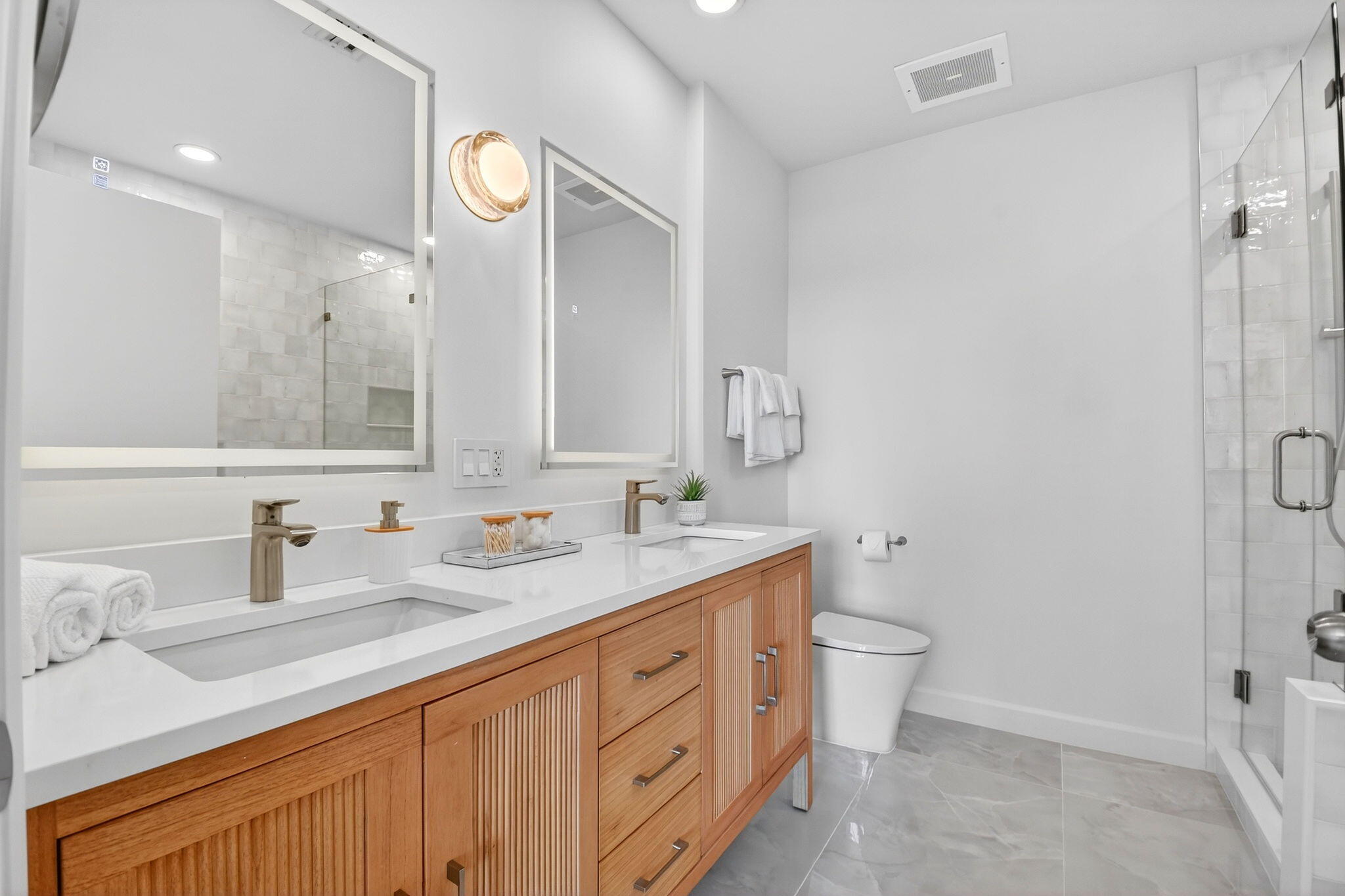 550 Okeechobee Boulevard Lph-07 Property Photo 8