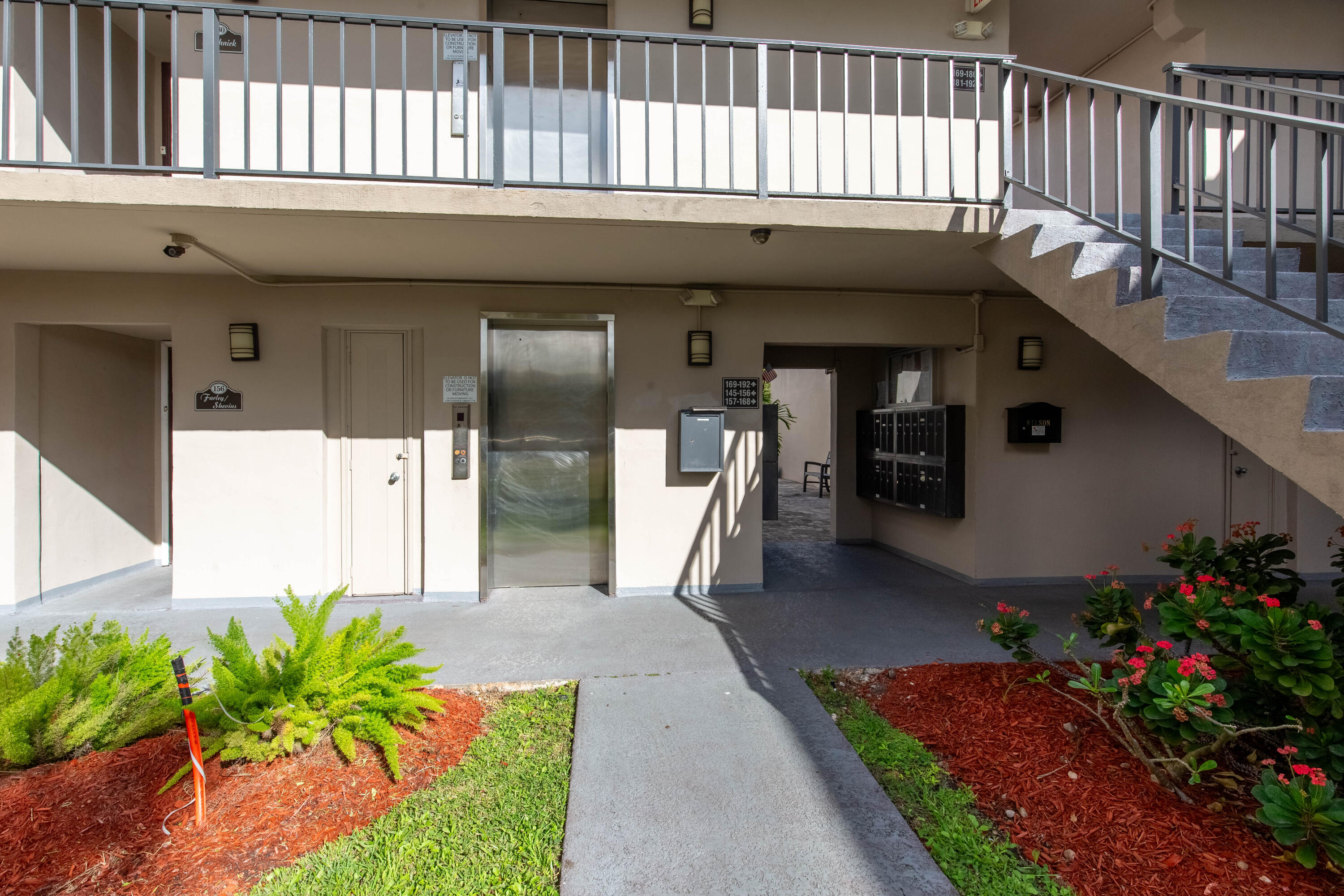 154 Capri D Property Photo 4