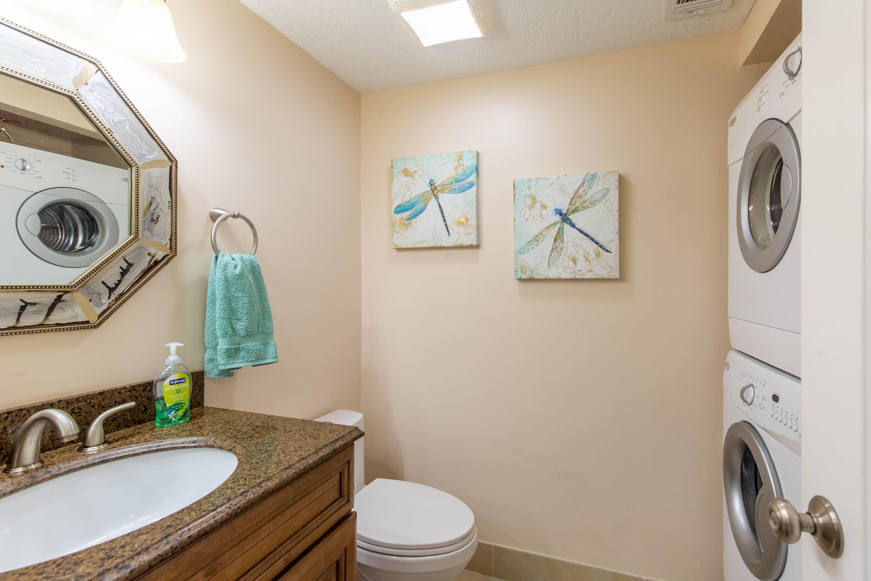 154 Capri D Property Photo 8