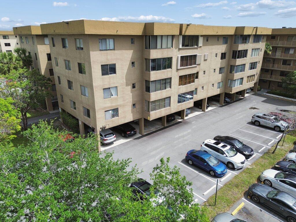 8030 Hampton Boulevard 404 Property Photo 1