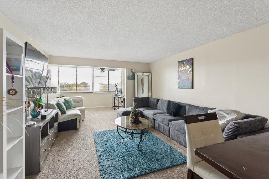 8030 Hampton Boulevard 404 Property Photo 3