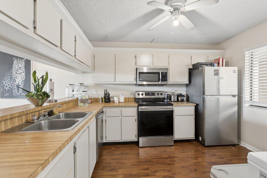 8030 Hampton Boulevard 404 Property Photo 5
