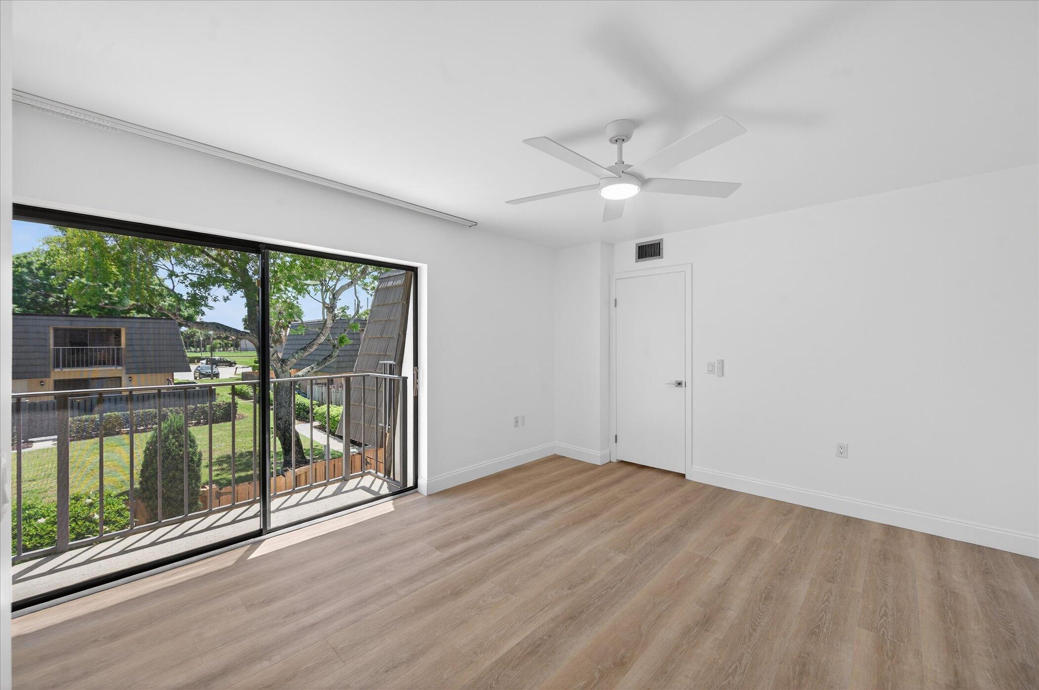 1617 16th Way Property Photo 18
