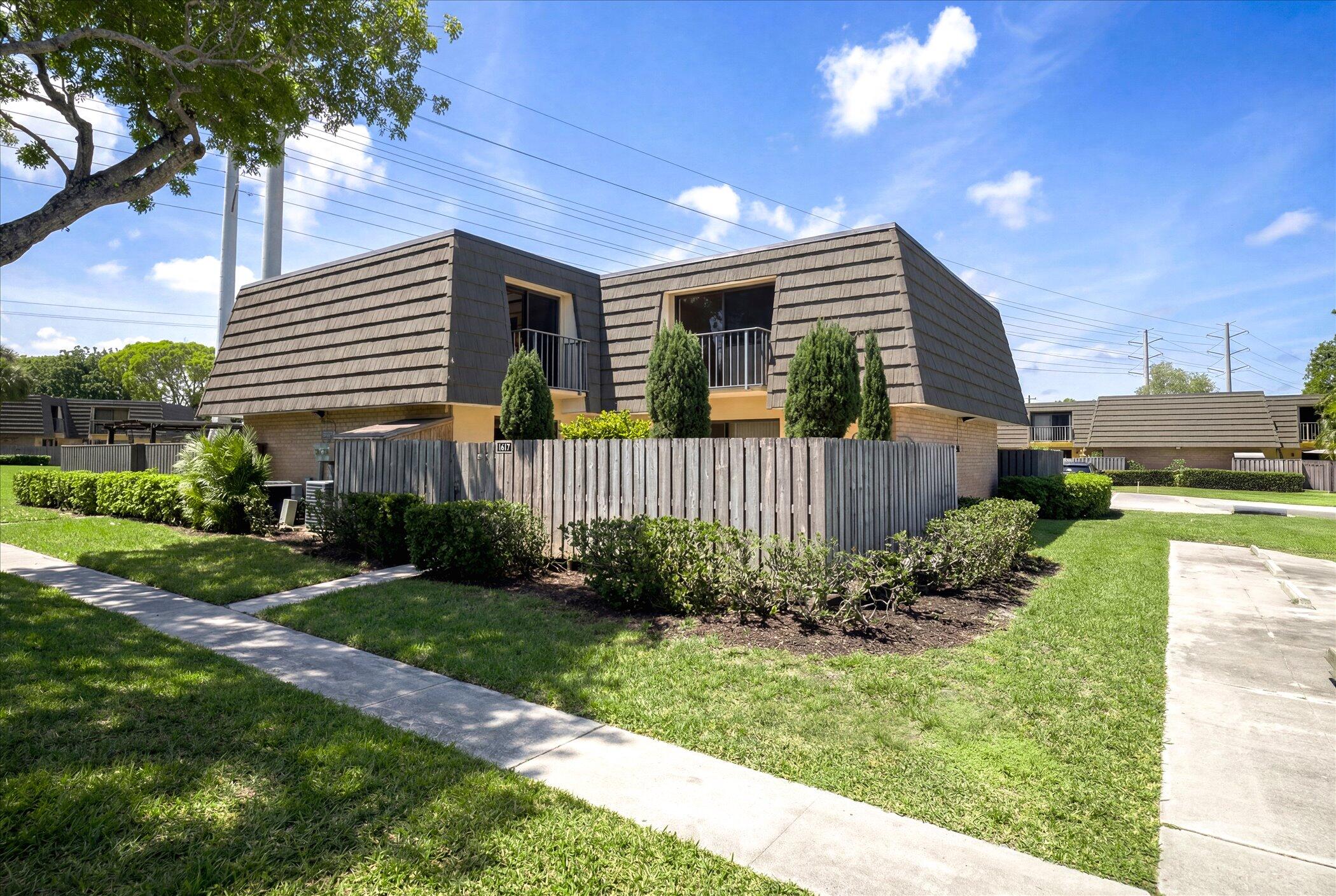1617 16th Way Property Photo 36