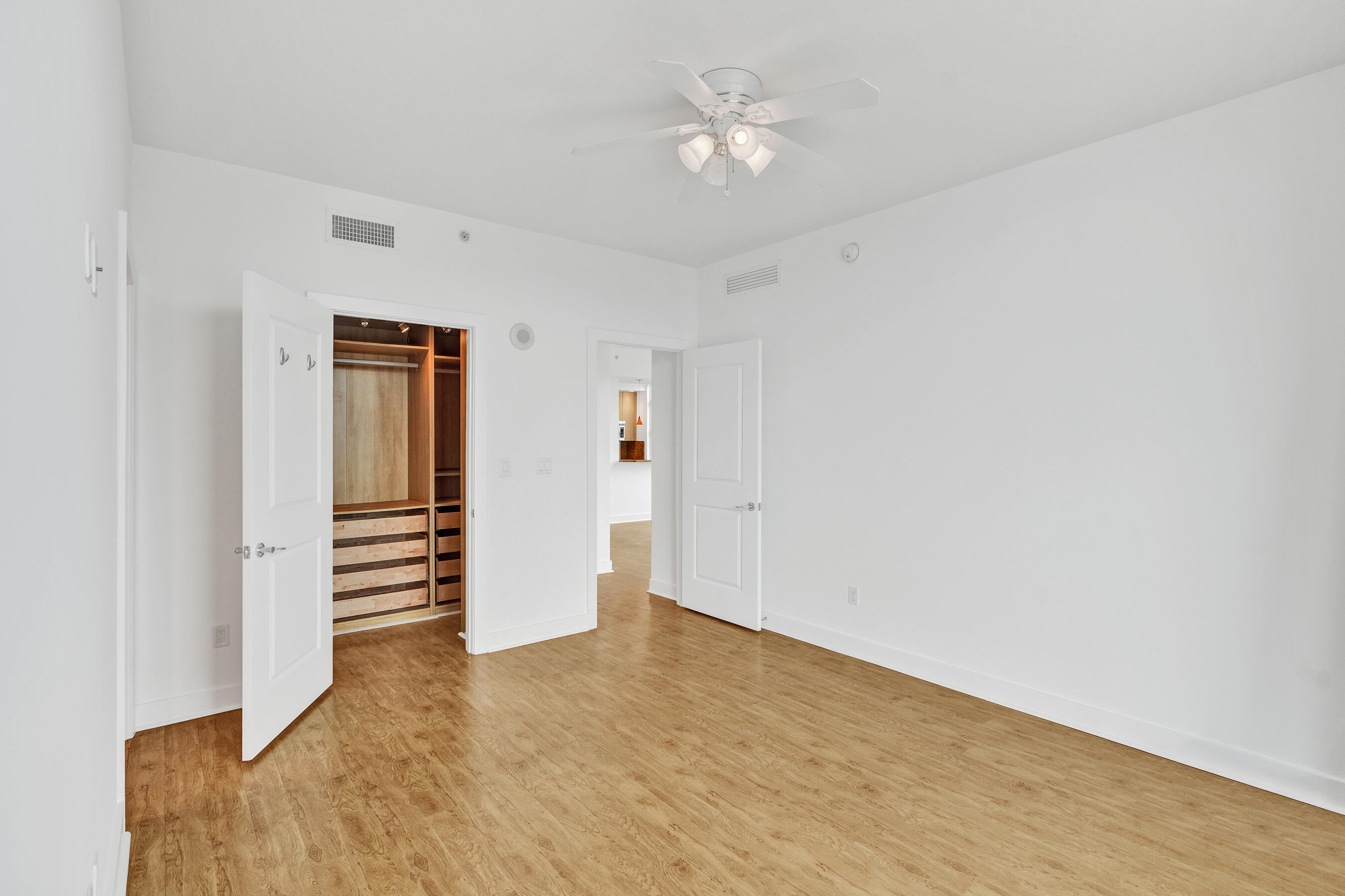 315 Ne 3rd Avenue 1201 Property Photo 20