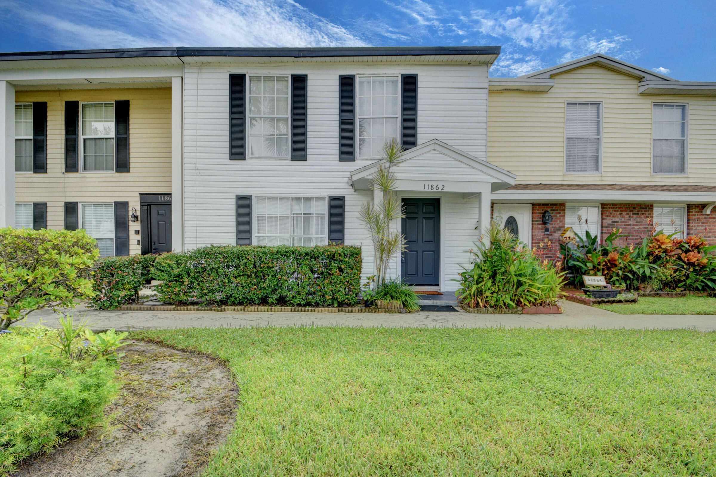 11862 E Brier Patch Ct Court Property Photo 3