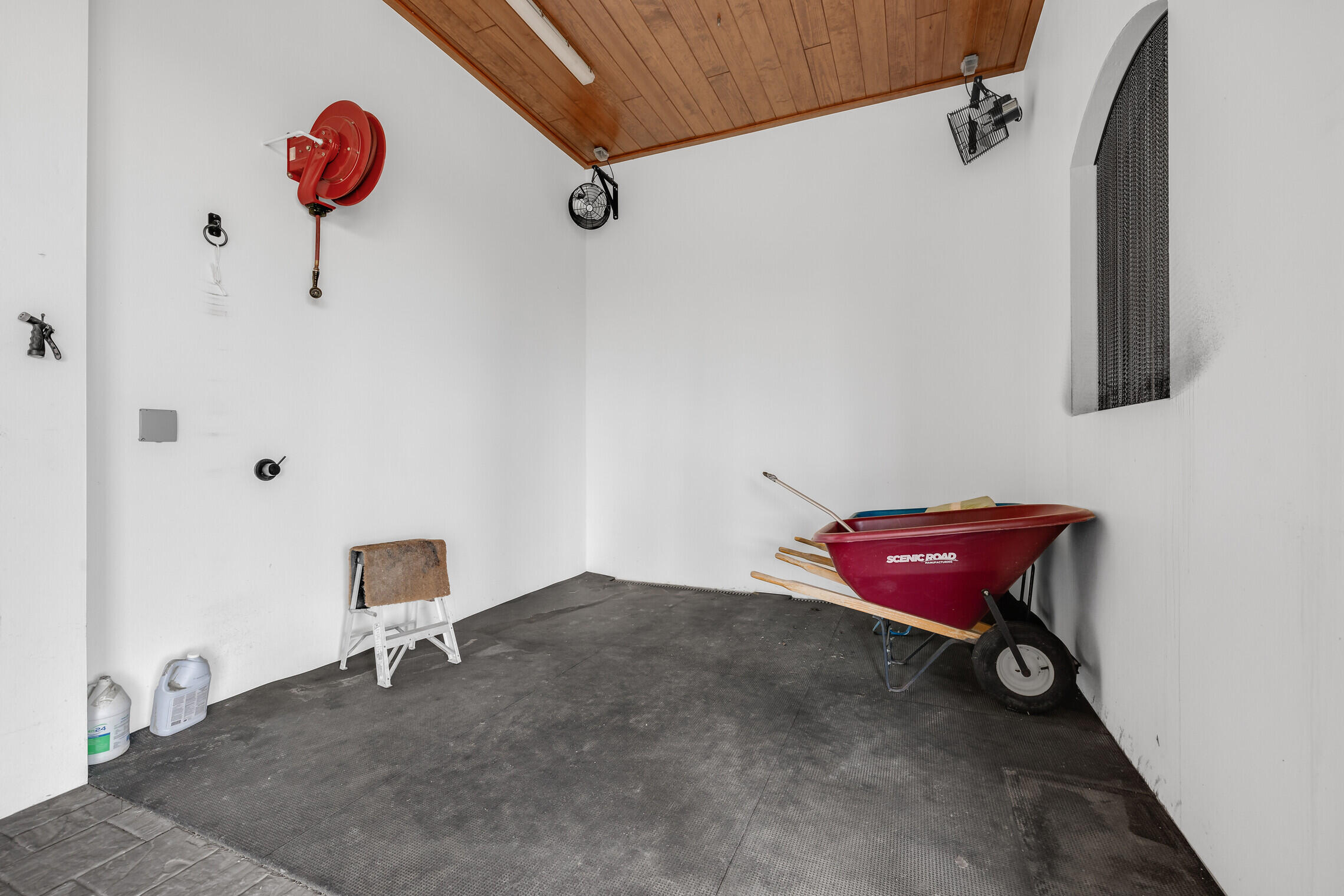5181 Lasso Way Property Photo 12
