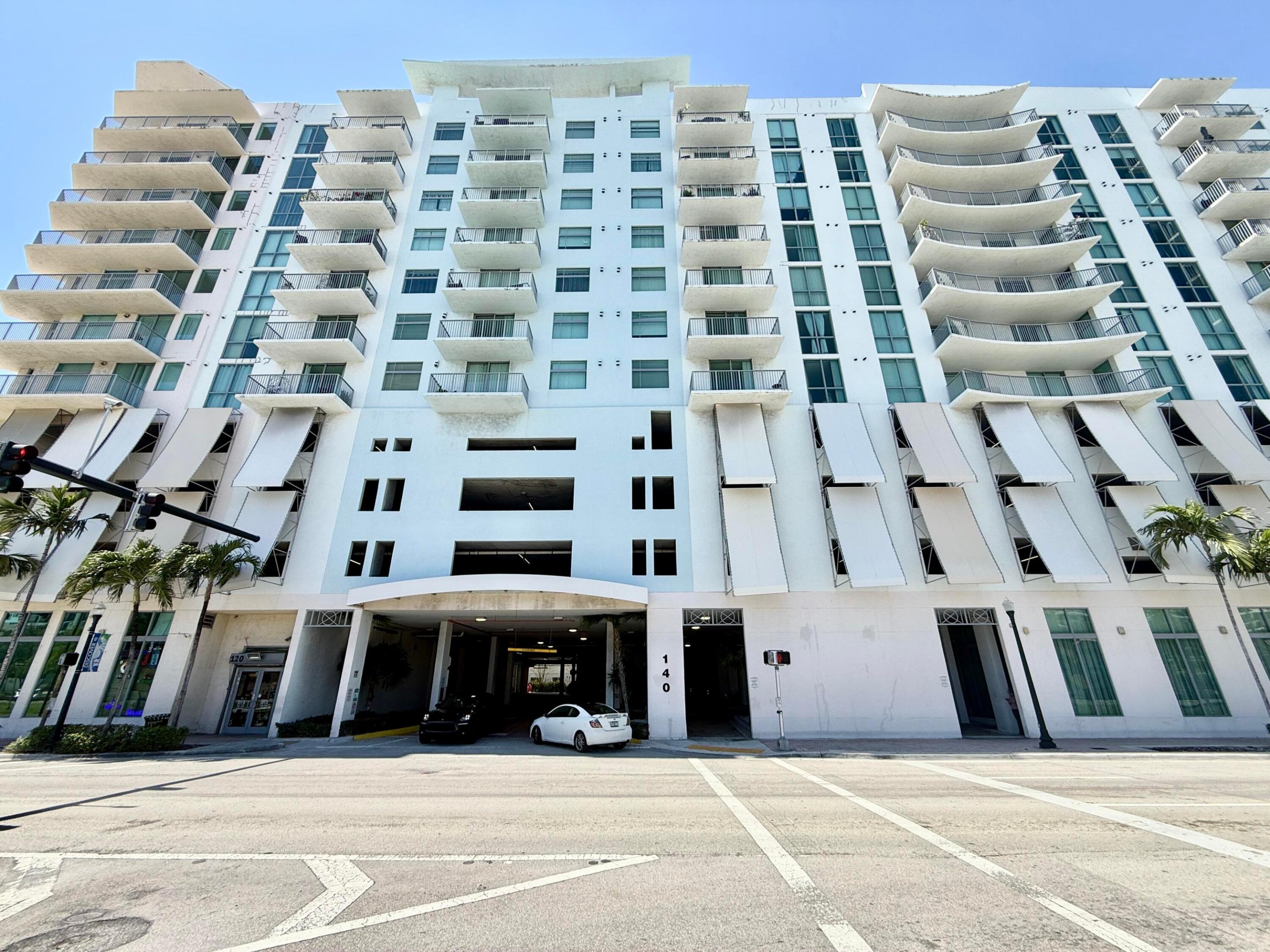 140 S Dixie Highway 1002 Property Photo 10