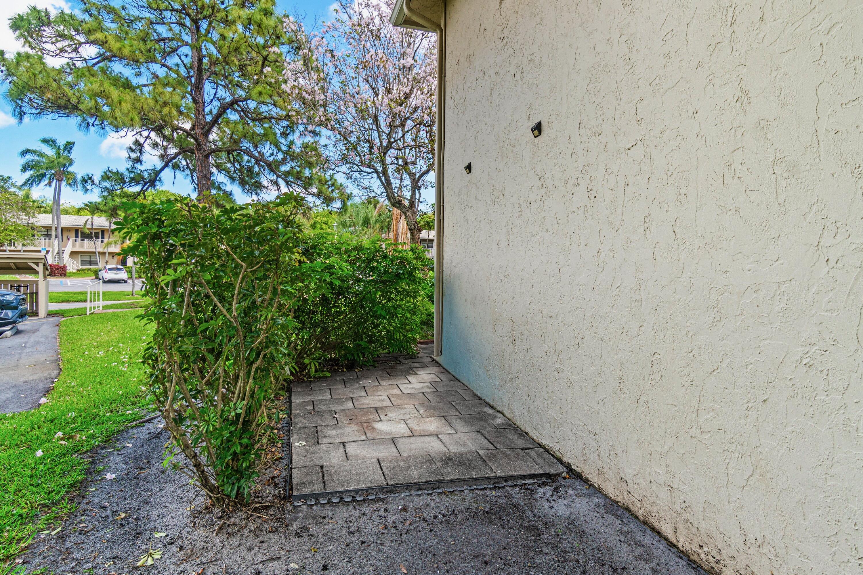 46 Stratford Lane W D Property Photo 29