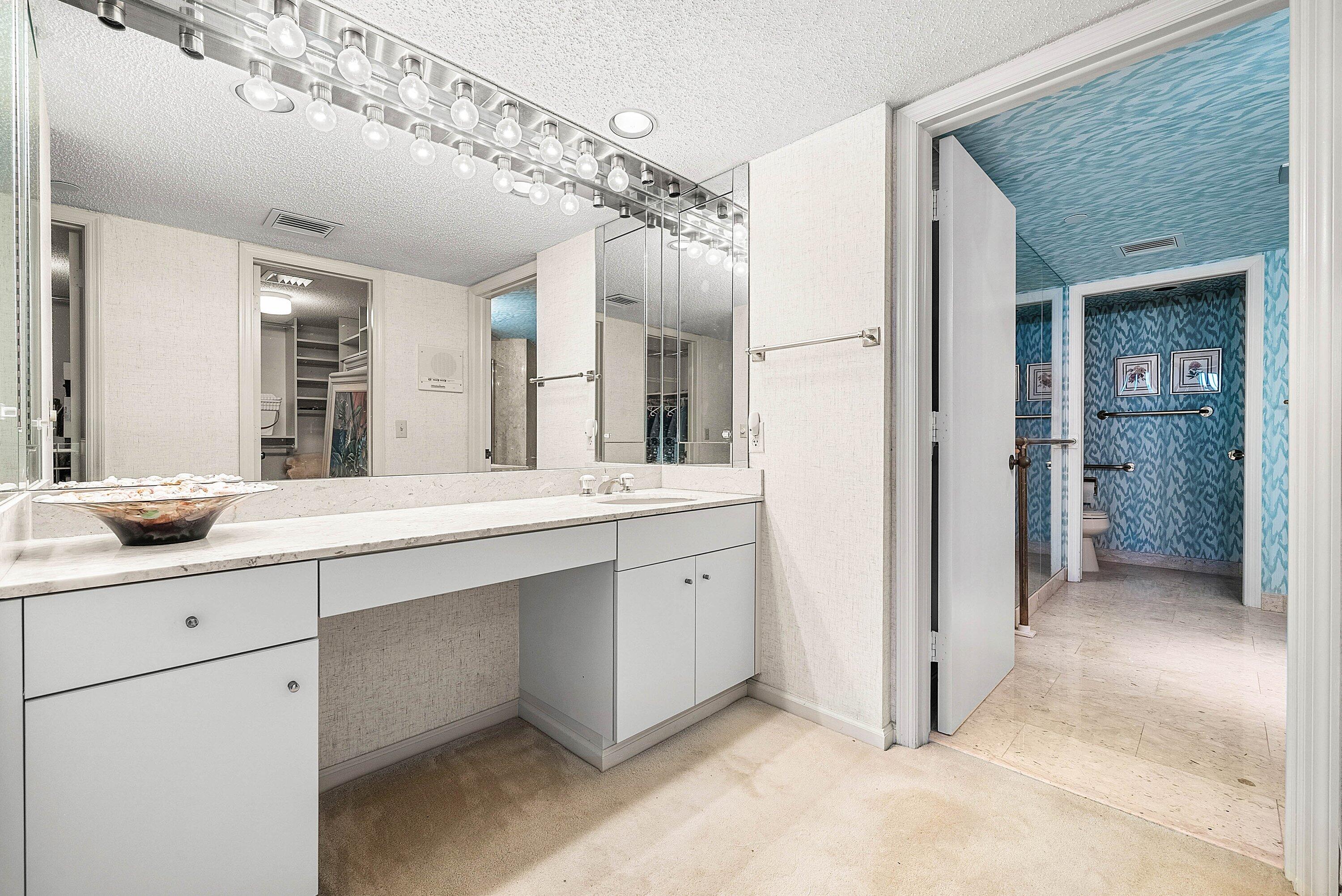1500 S Ocean Boulevard 604 Property Photo 24