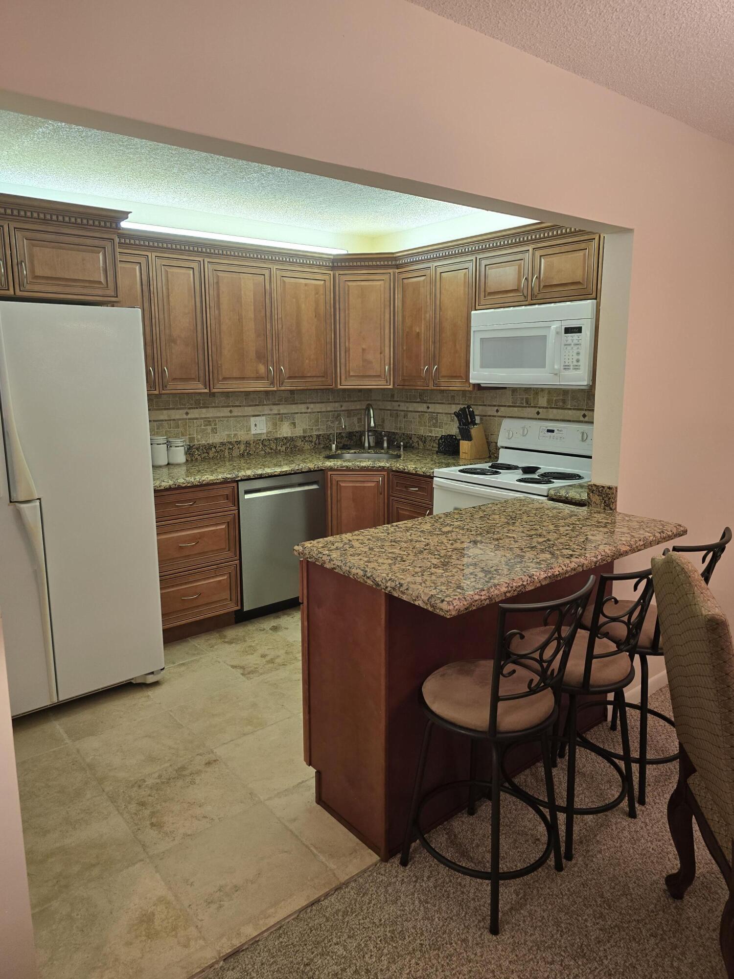 317 Pine Ridge Circle Property Photo 4