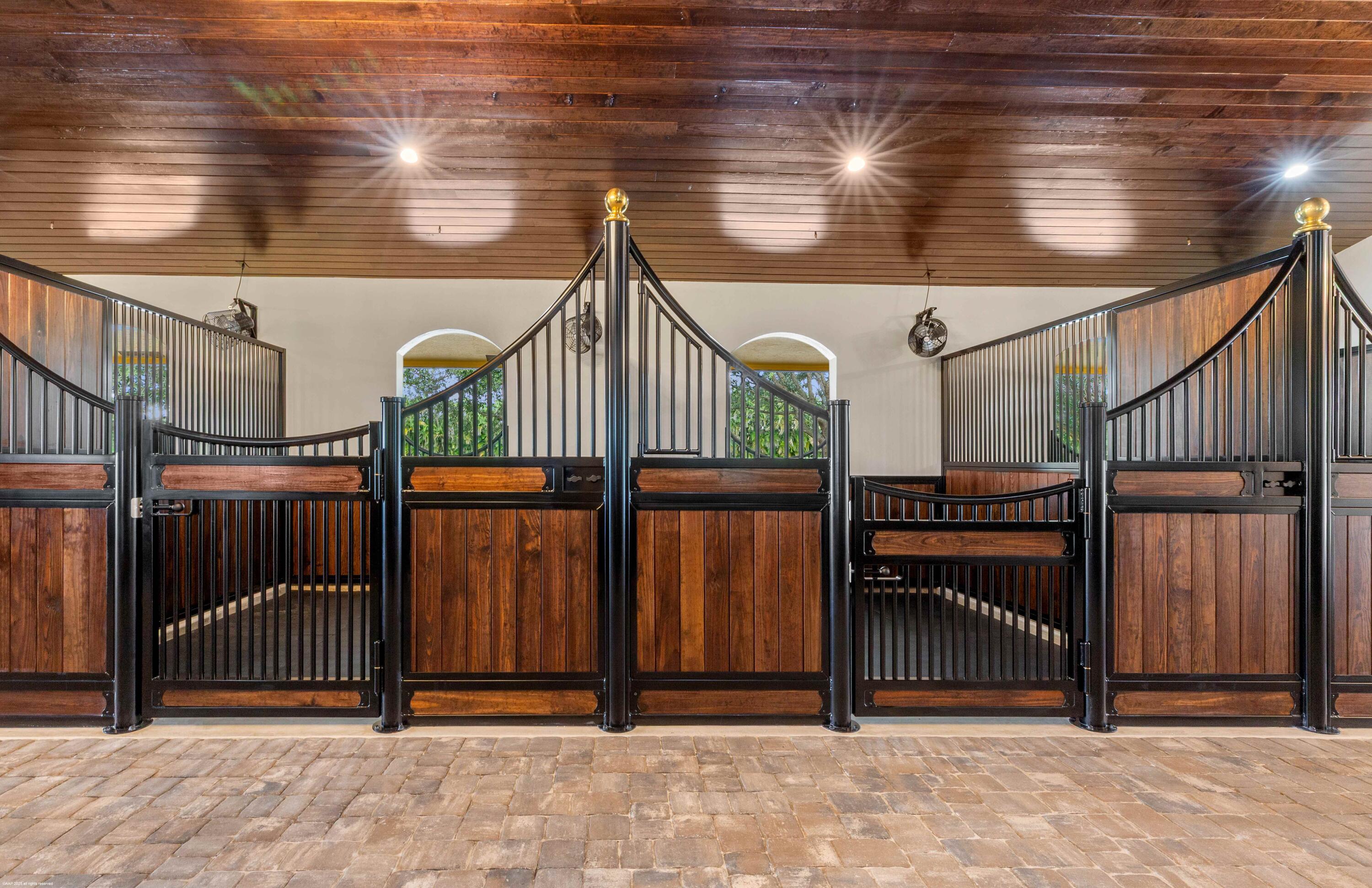 4985 Stables Way Property Photo 14