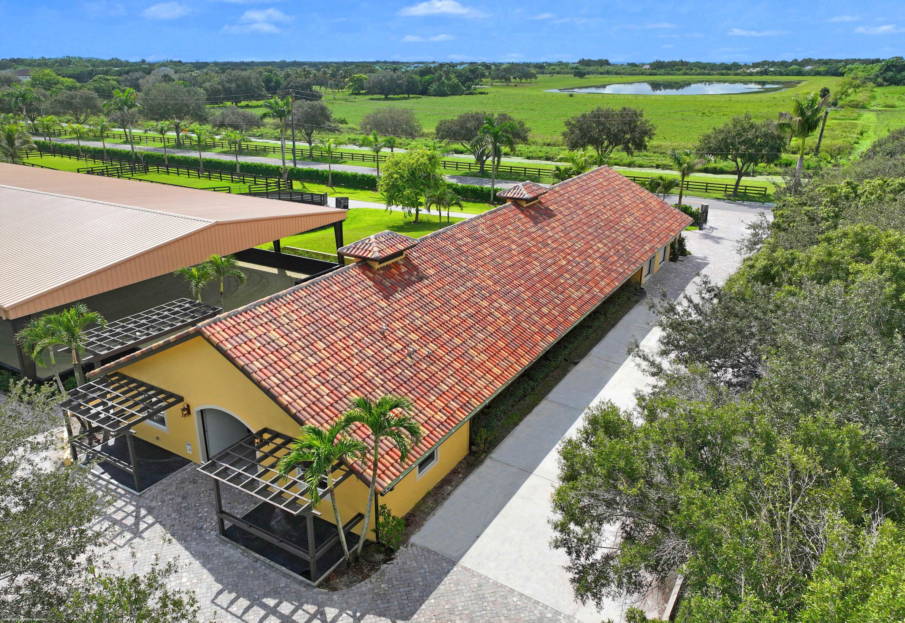 4985 Stables Way Property Photo 15