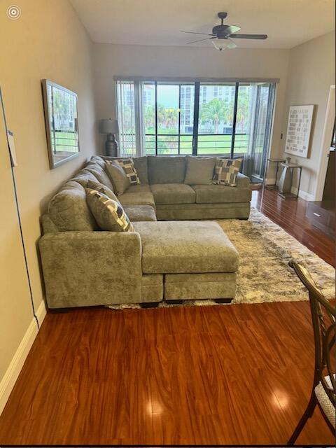 7520 La Paz Boulevard 307 Property Photo 9