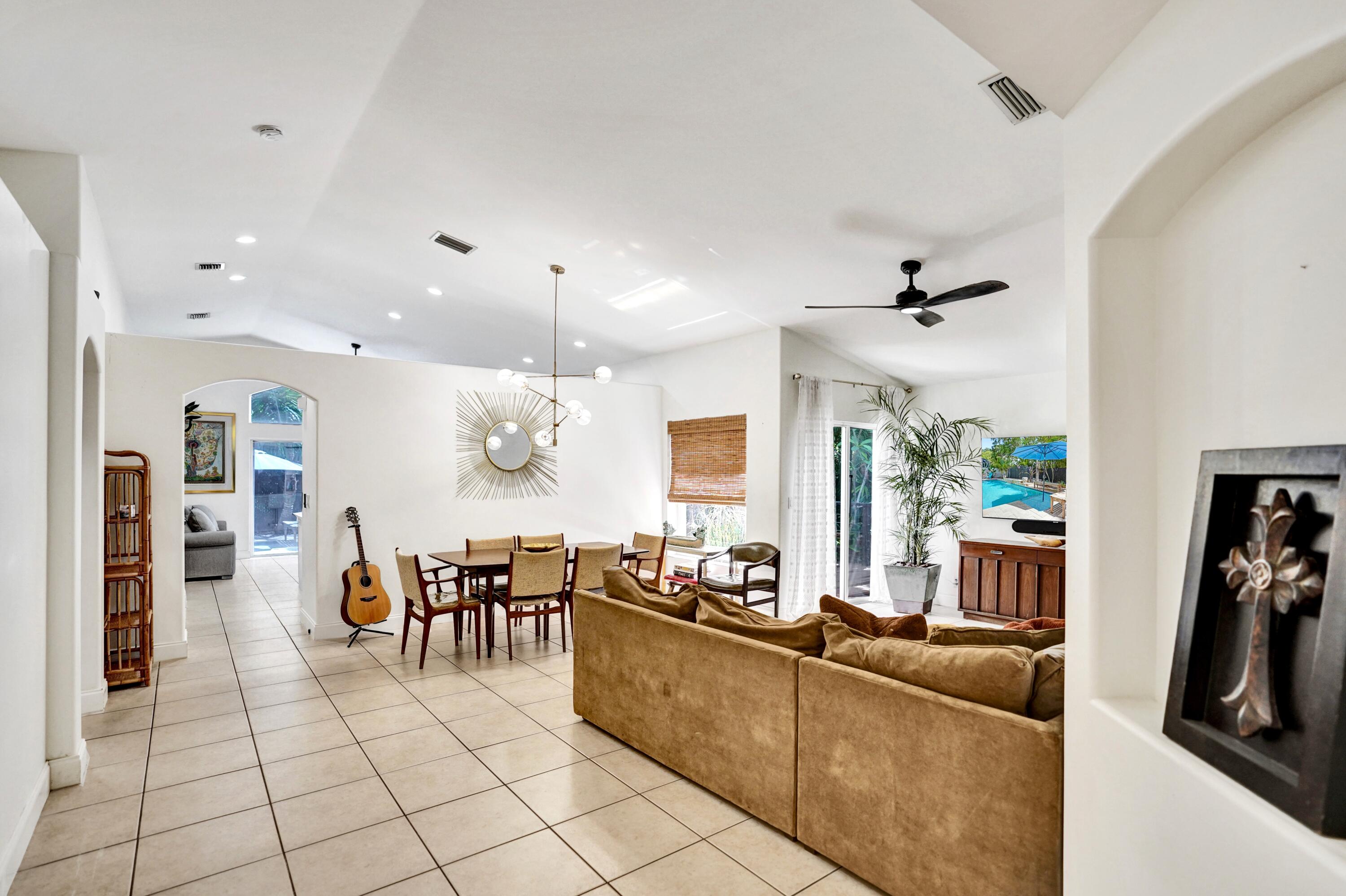 6214 Sand Hills Circle Property Photo 9