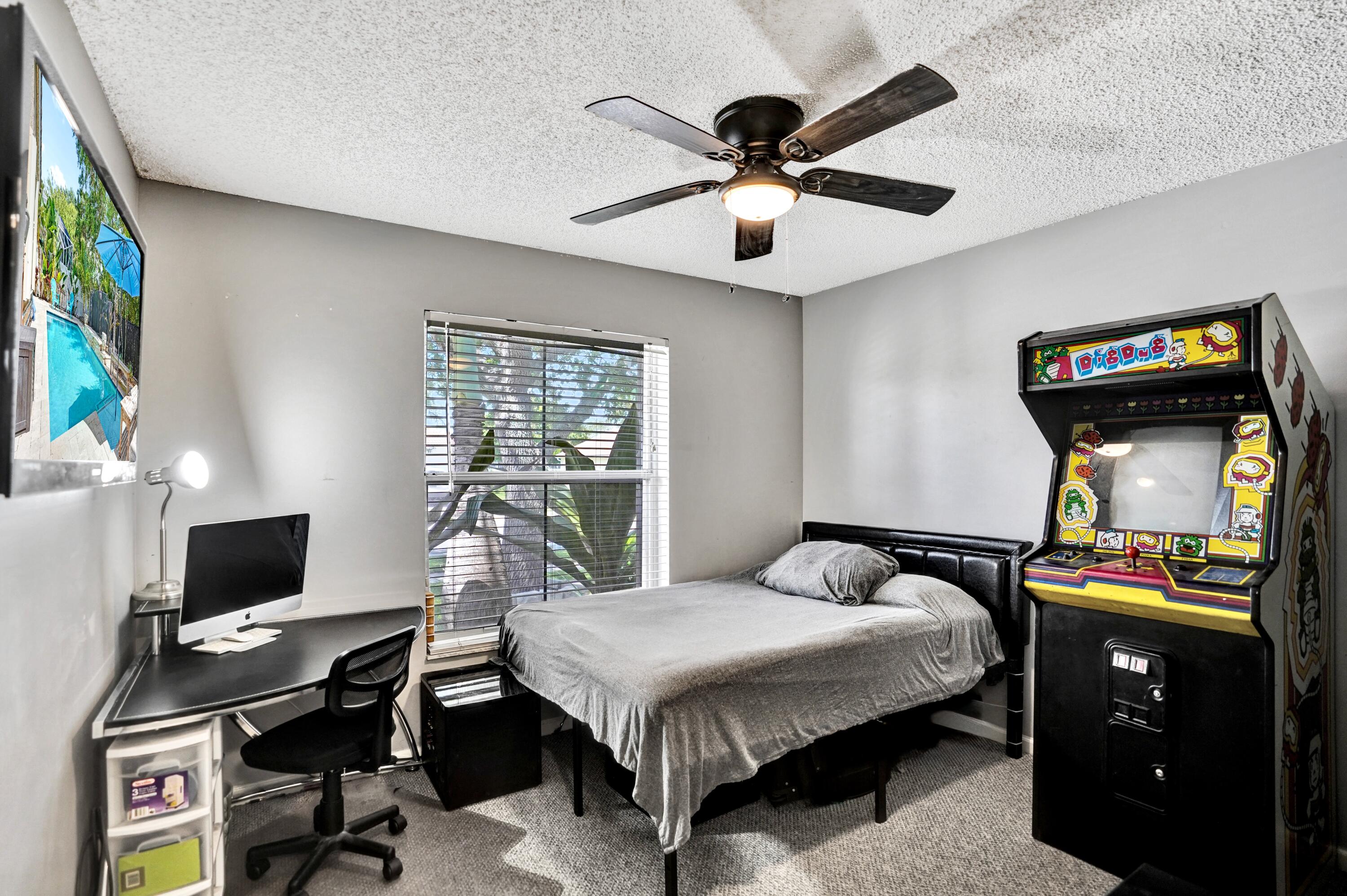 6214 Sand Hills Circle Property Photo 44
