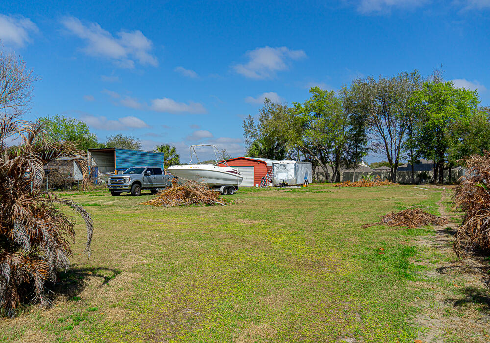 5472 Citrus Hill Drive Property Photo 8