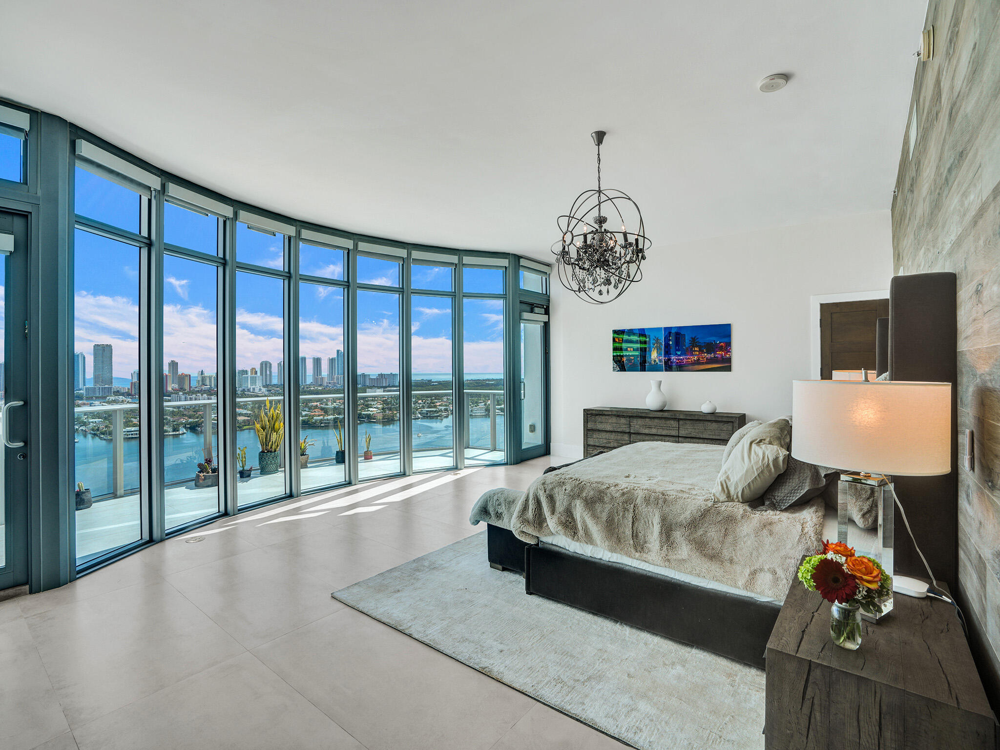 17301 Biscayne Boulevard Property Photo 21