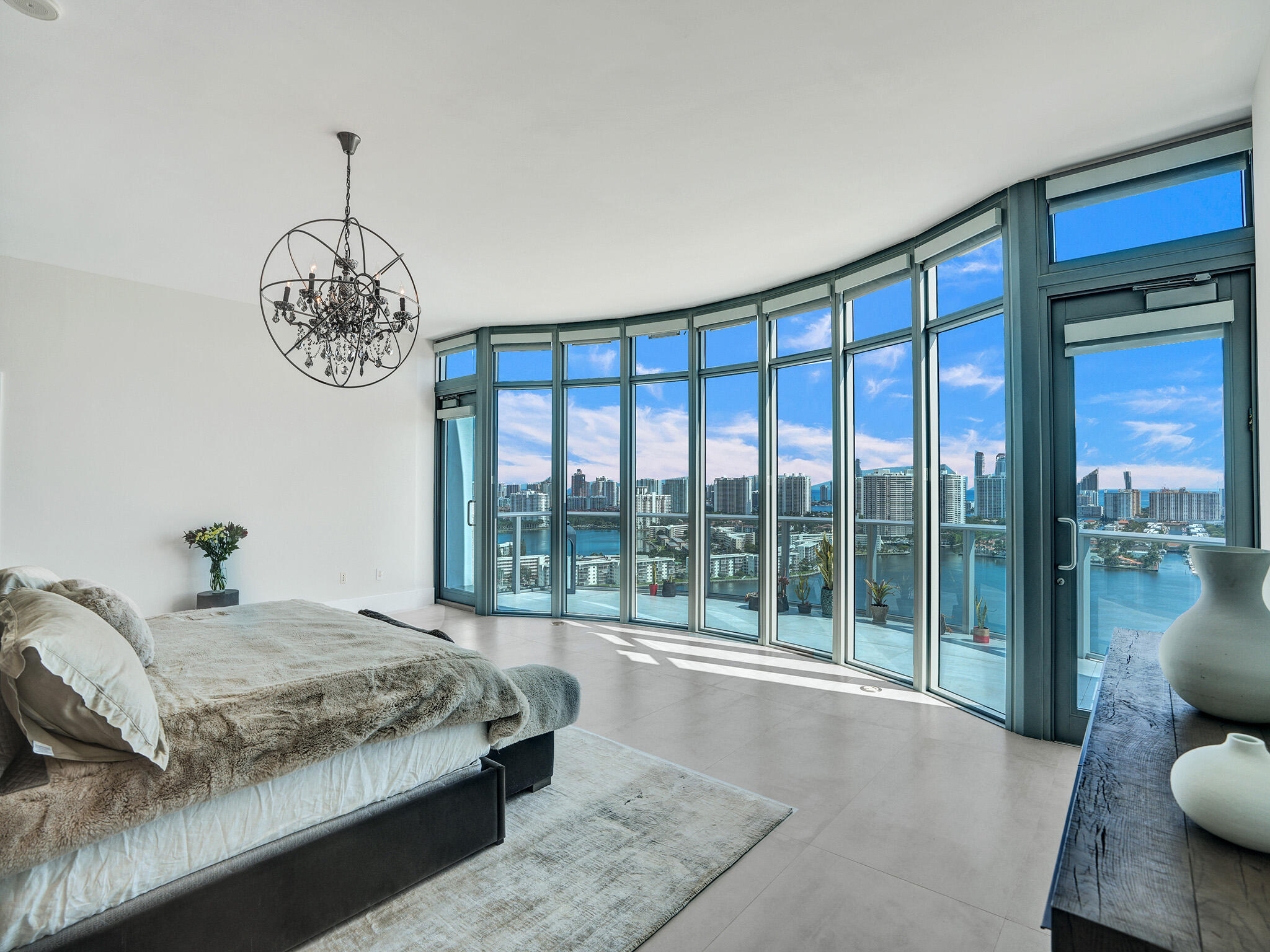 17301 Biscayne Boulevard Property Photo 22