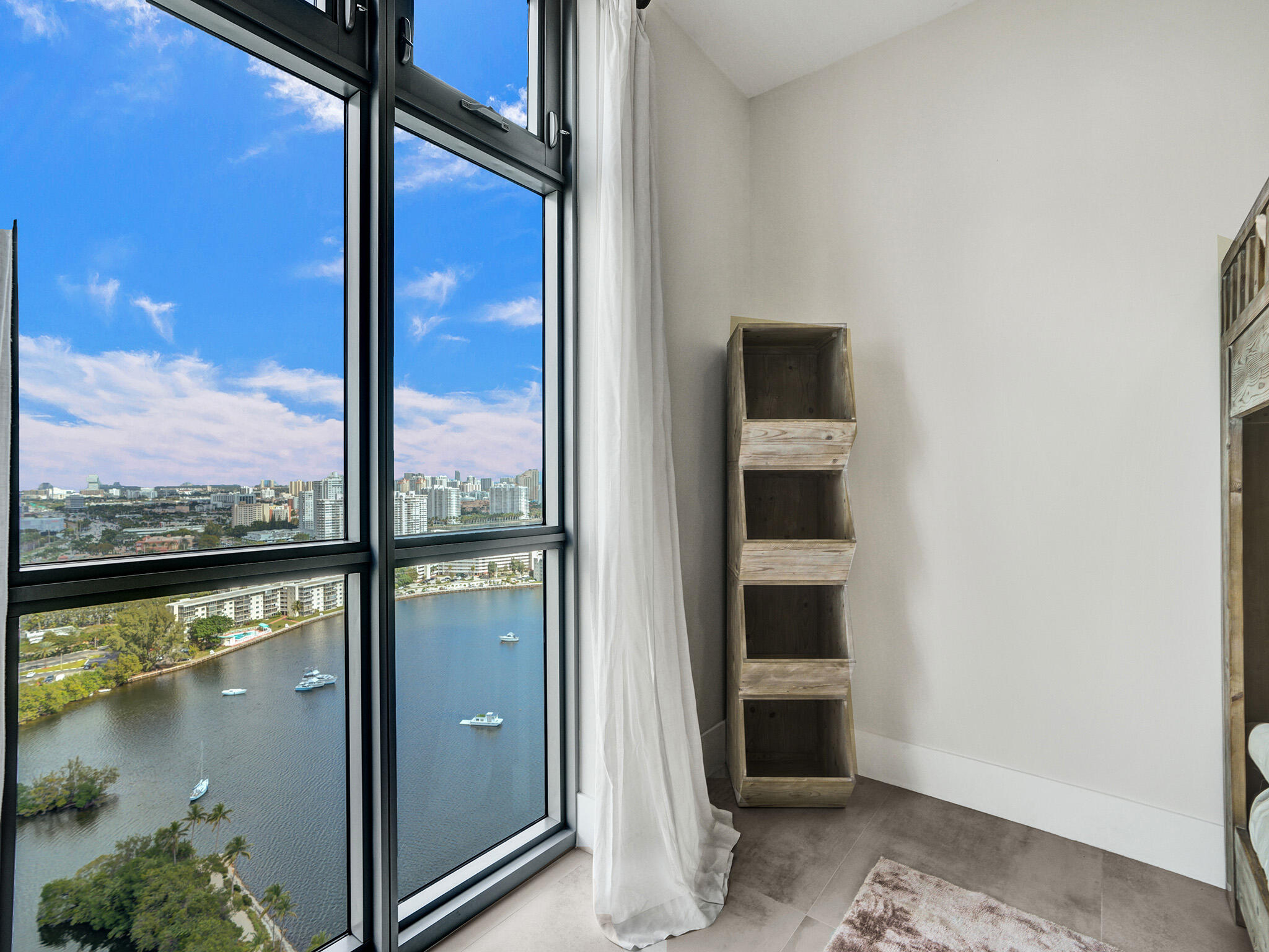 17301 Biscayne Boulevard Property Photo 36