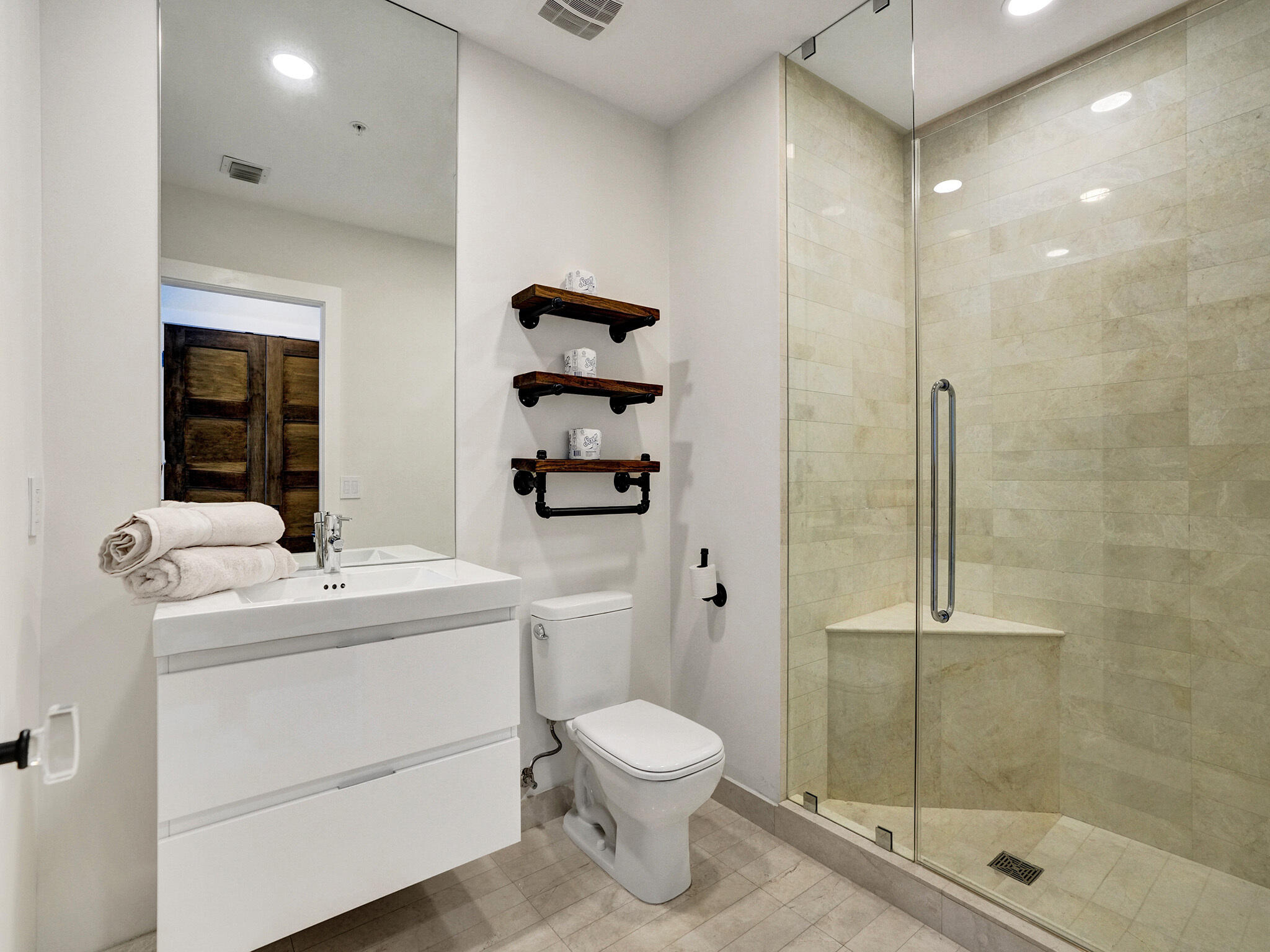 17301 Biscayne Boulevard Property Photo 37