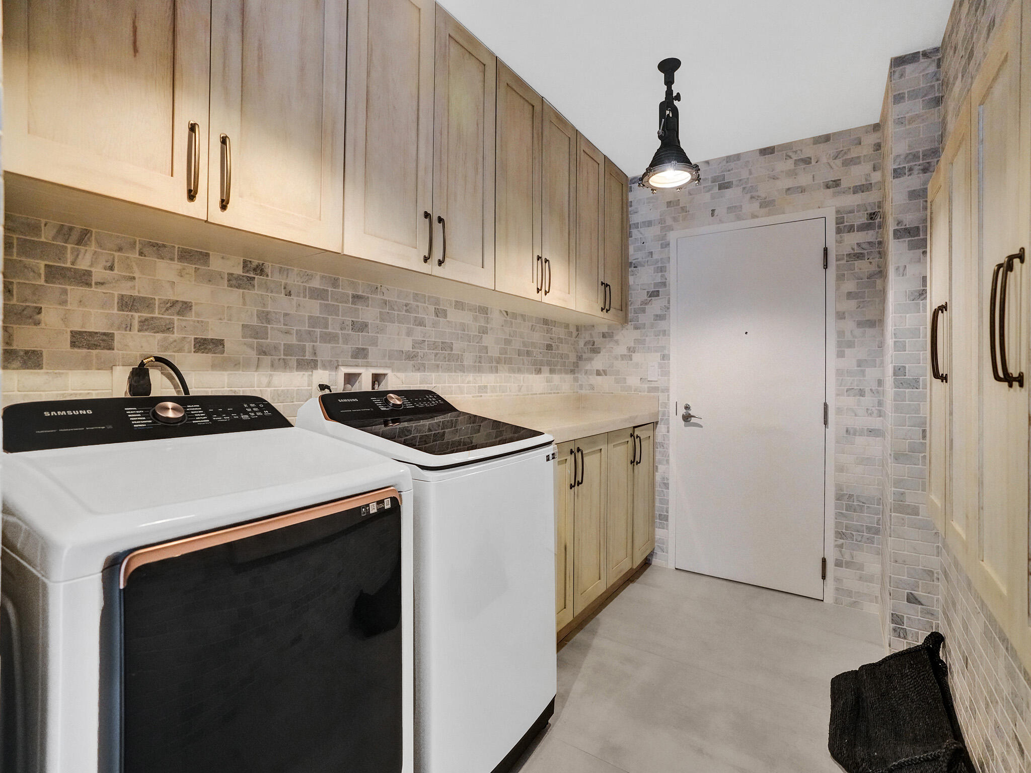 17301 Biscayne Boulevard Property Photo 39