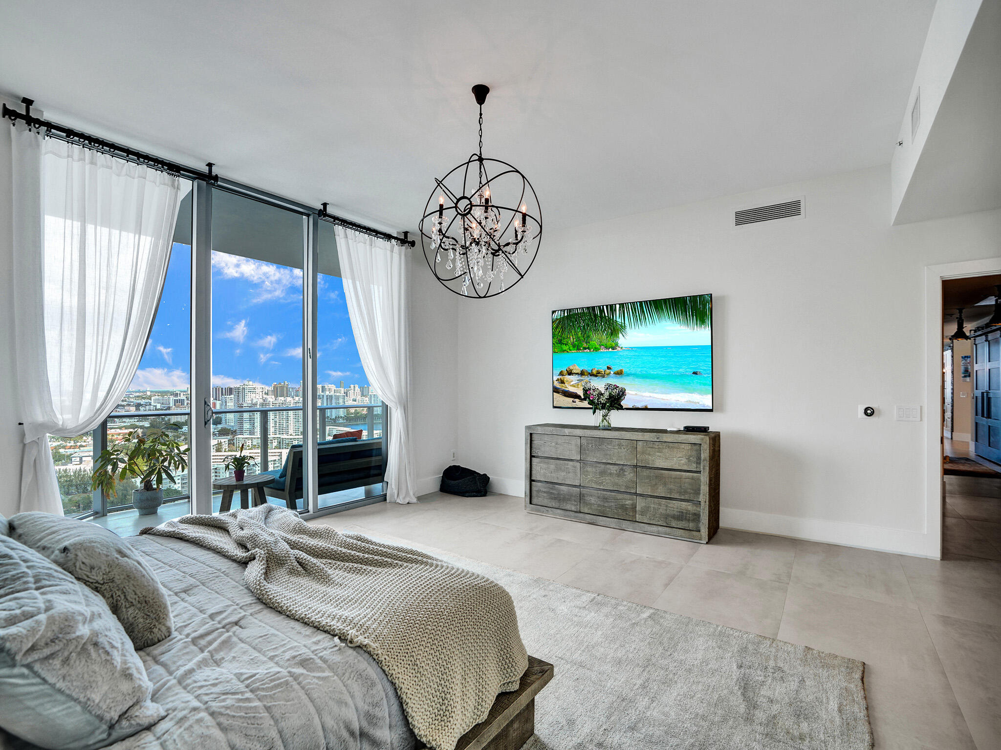 17301 Biscayne Boulevard Property Photo 42