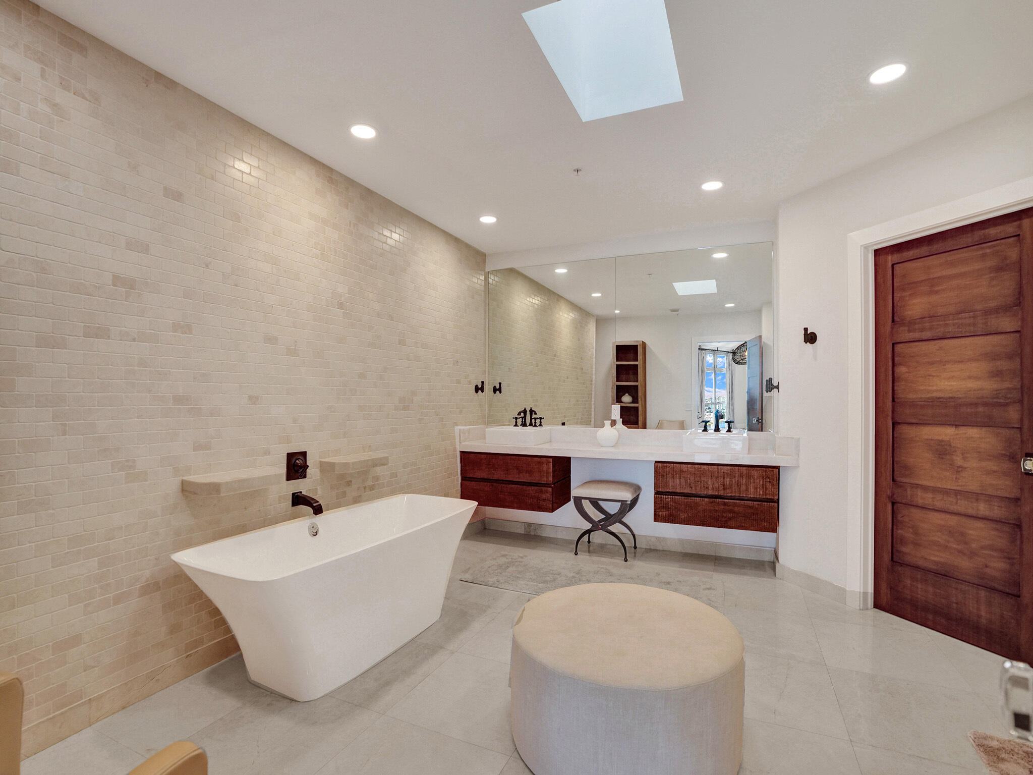17301 Biscayne Boulevard Property Photo 45