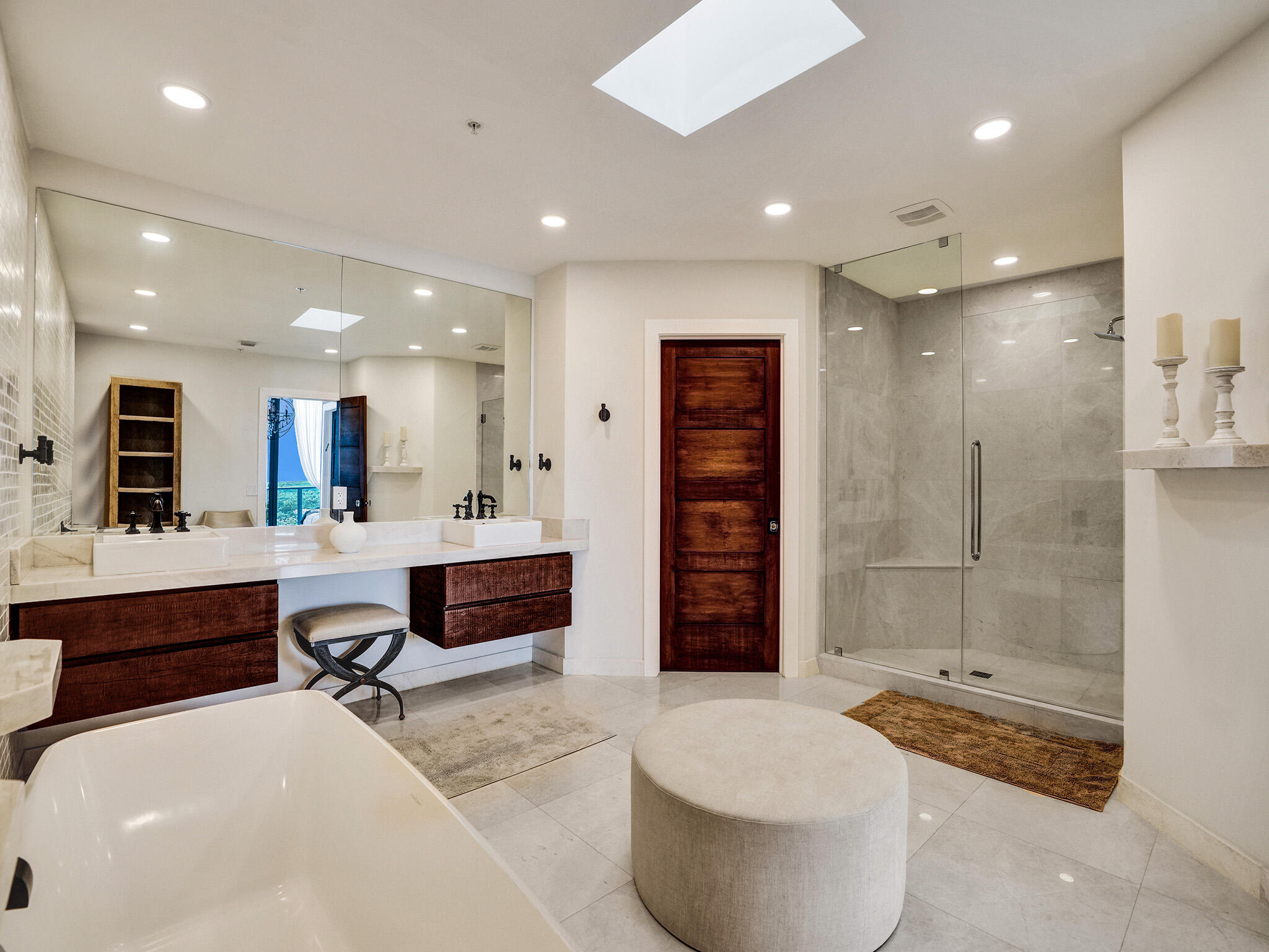 17301 Biscayne Boulevard Property Photo 46