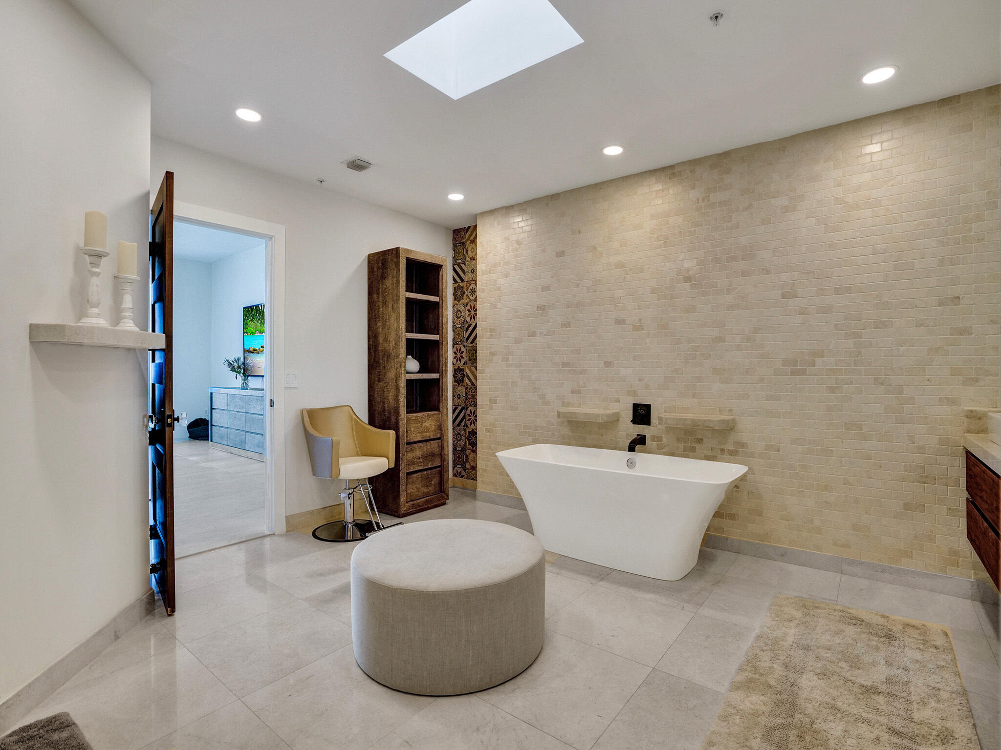 17301 Biscayne Boulevard Property Photo 47