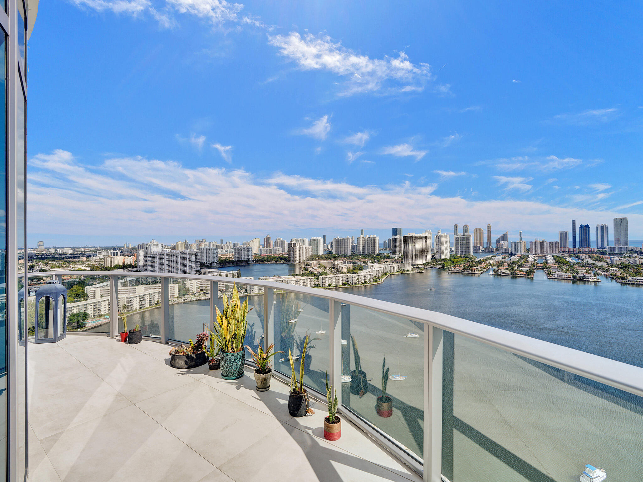 17301 Biscayne Boulevard Property Photo 48