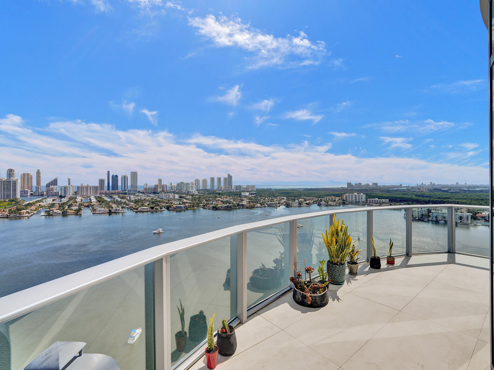 17301 Biscayne Boulevard Property Photo 49