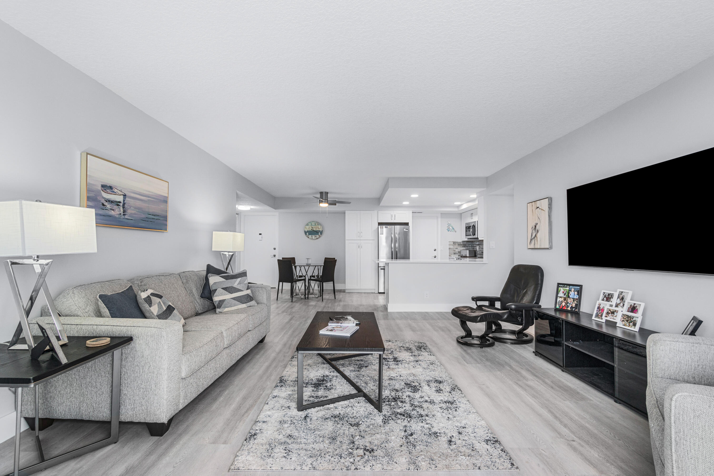 630 Ocean Drive 410 Property Photo 7