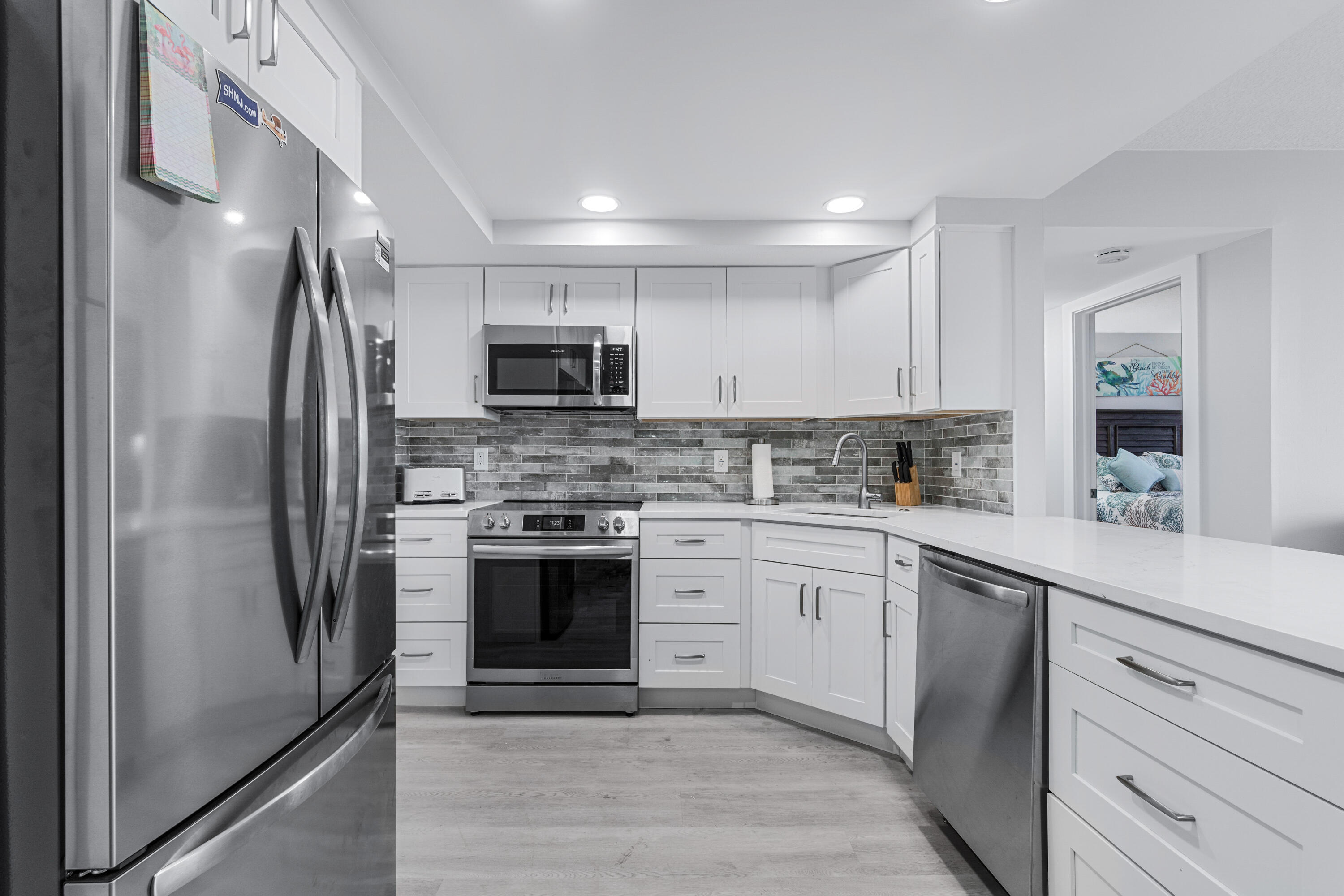 630 Ocean Drive 410 Property Photo 11