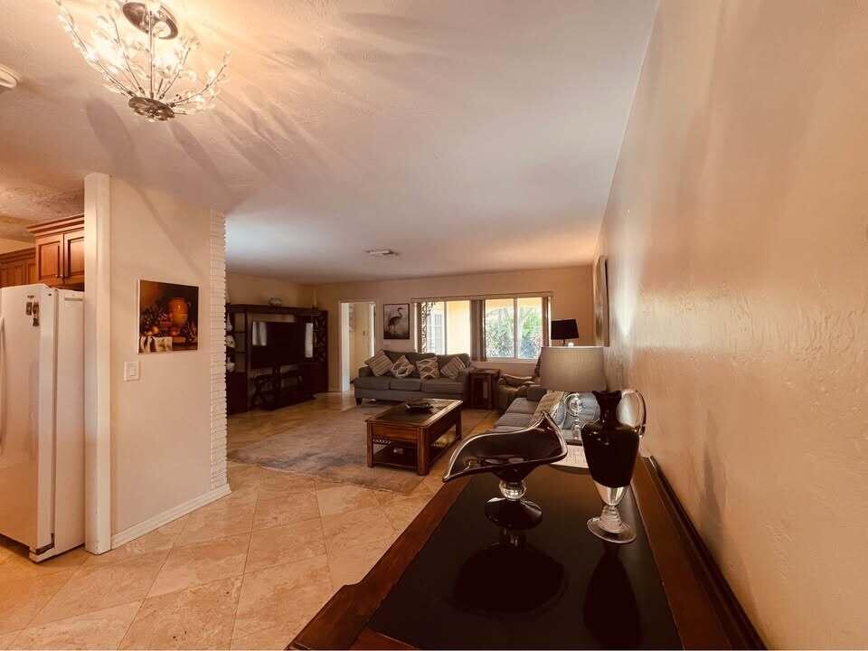 7834 Edgewater Drive Property Photo 9