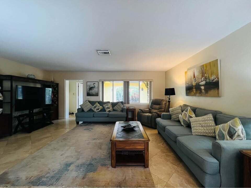 7834 Edgewater Drive Property Photo 12