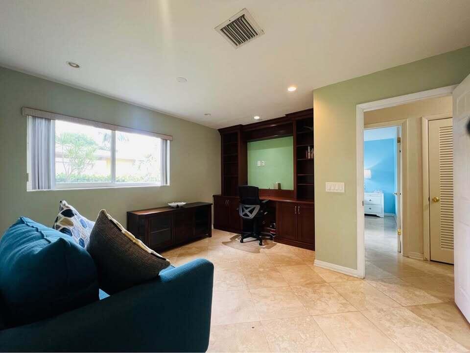 7834 Edgewater Drive Property Photo 26