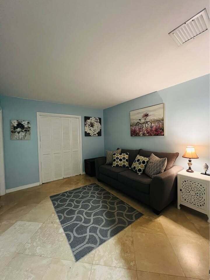7834 Edgewater Drive Property Photo 33