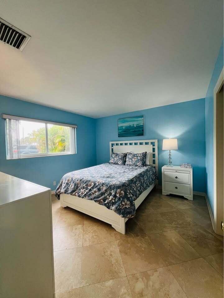 7834 Edgewater Drive Property Photo 39