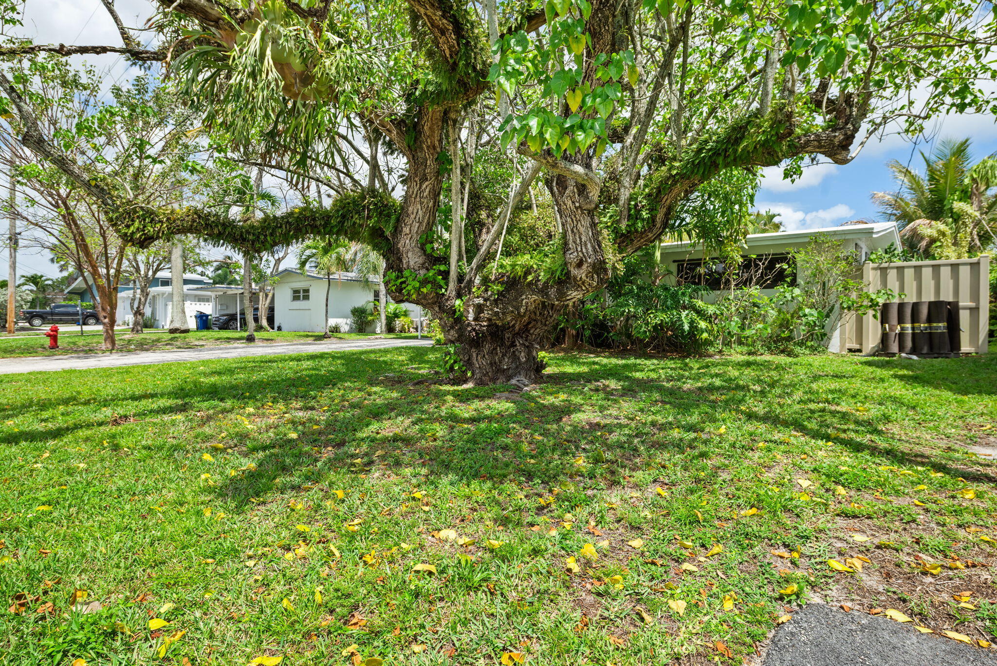 2512 Sugarloaf Lane Property Photo 8