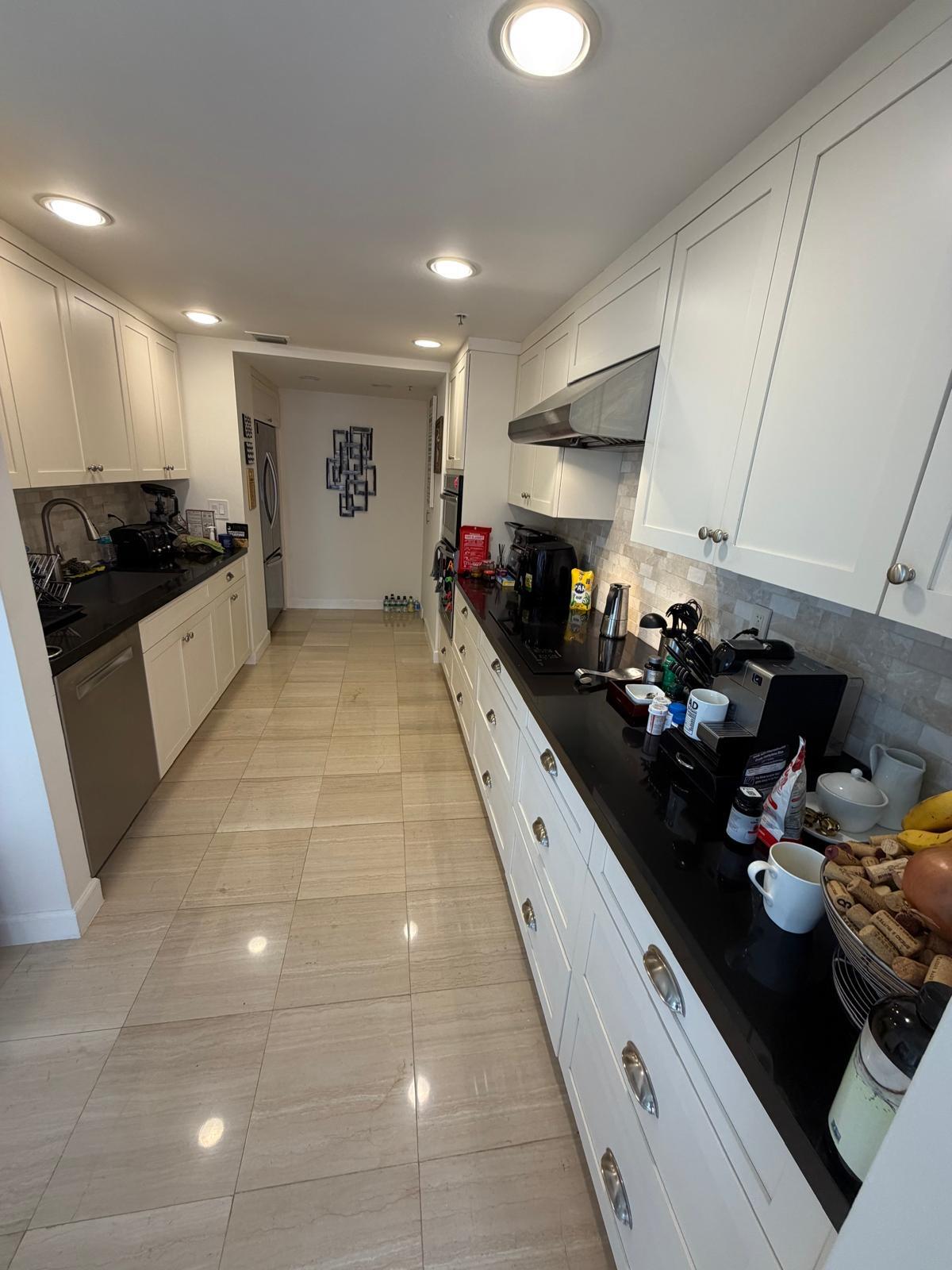 1581 Brickell Avenue 406 Property Photo 13