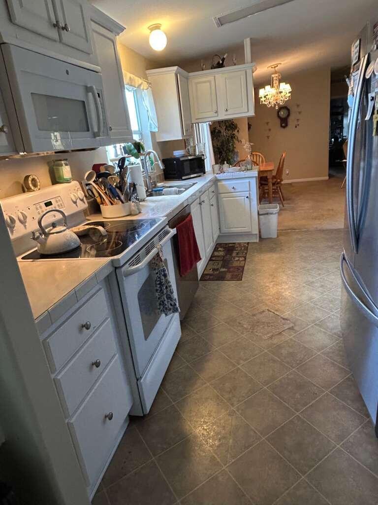 2 S 4 Seasons Road Property Photo 3